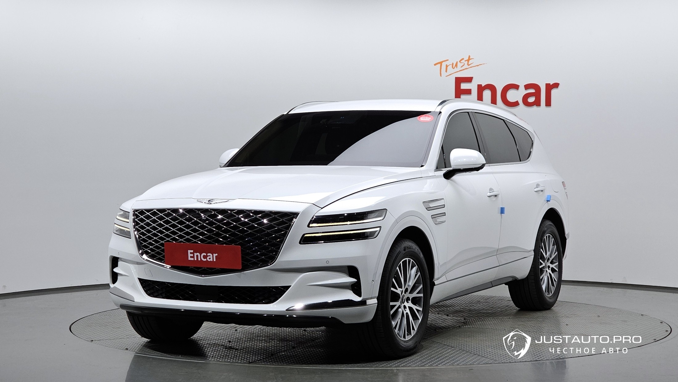 Автомобиль Genesis GV80