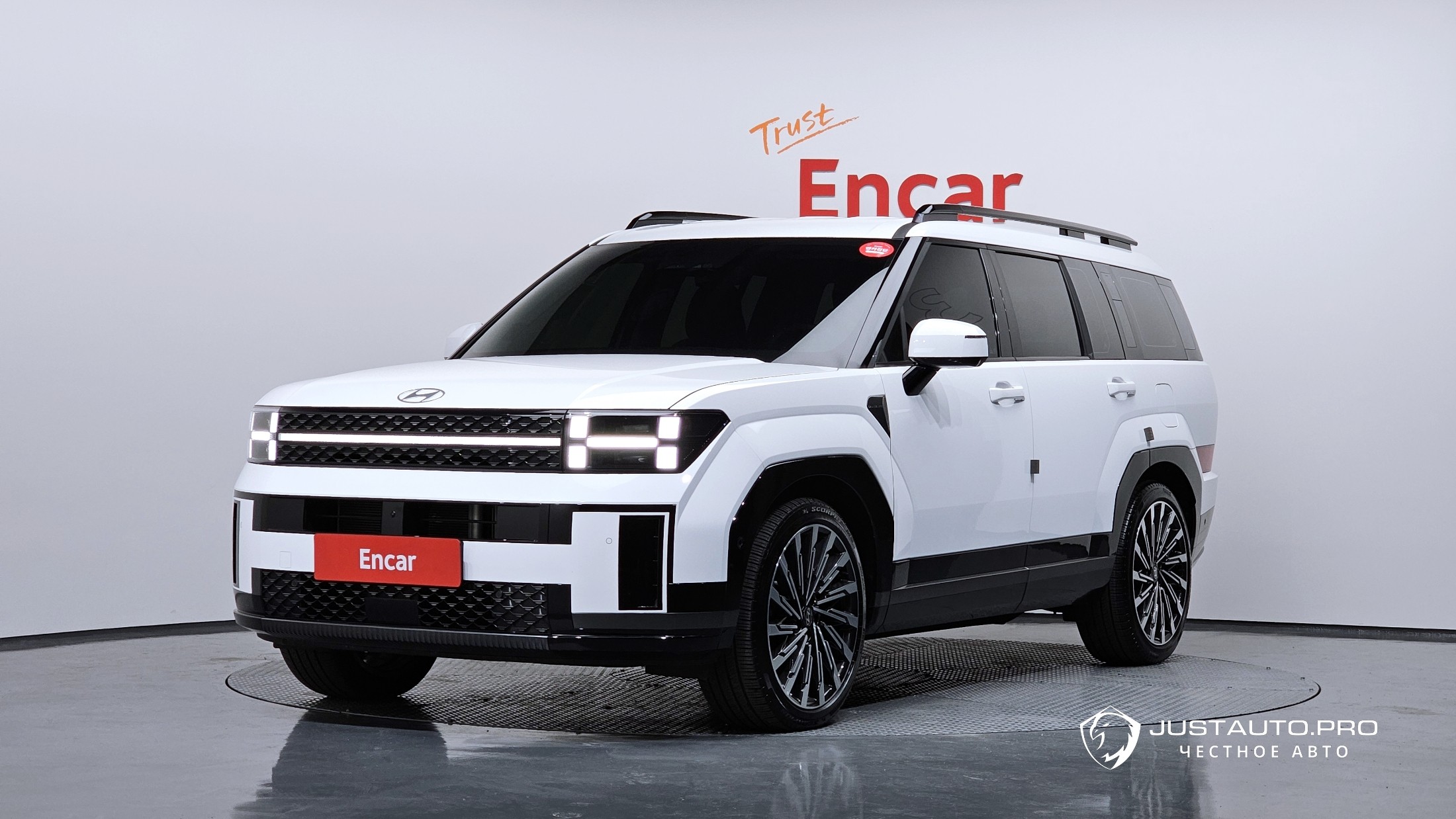 Автомобиль Hyundai Santafe