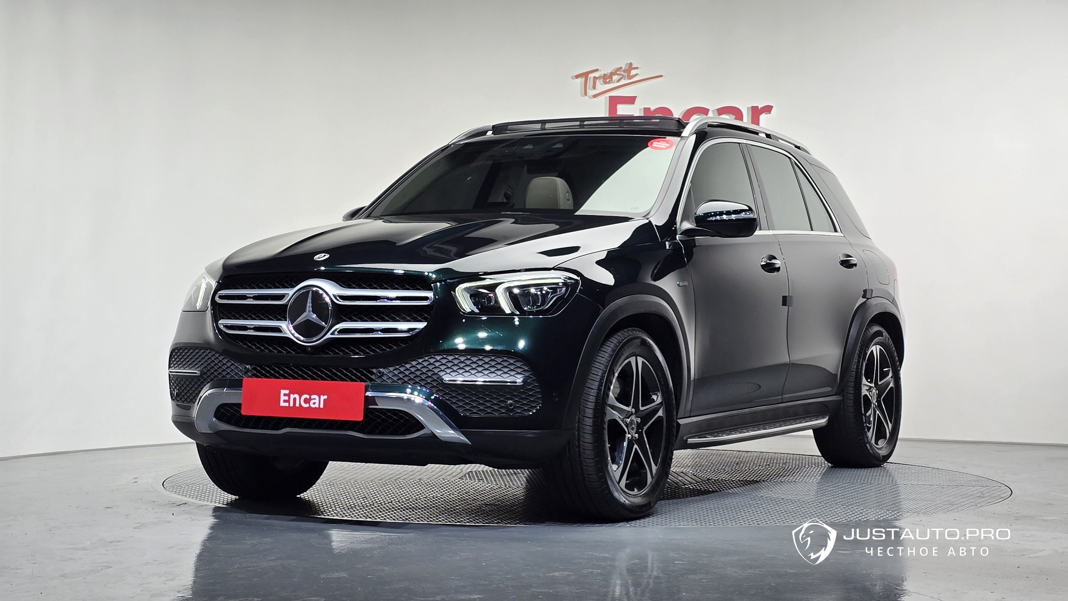 Автомобиль Mercedes-Benz GLE-Class