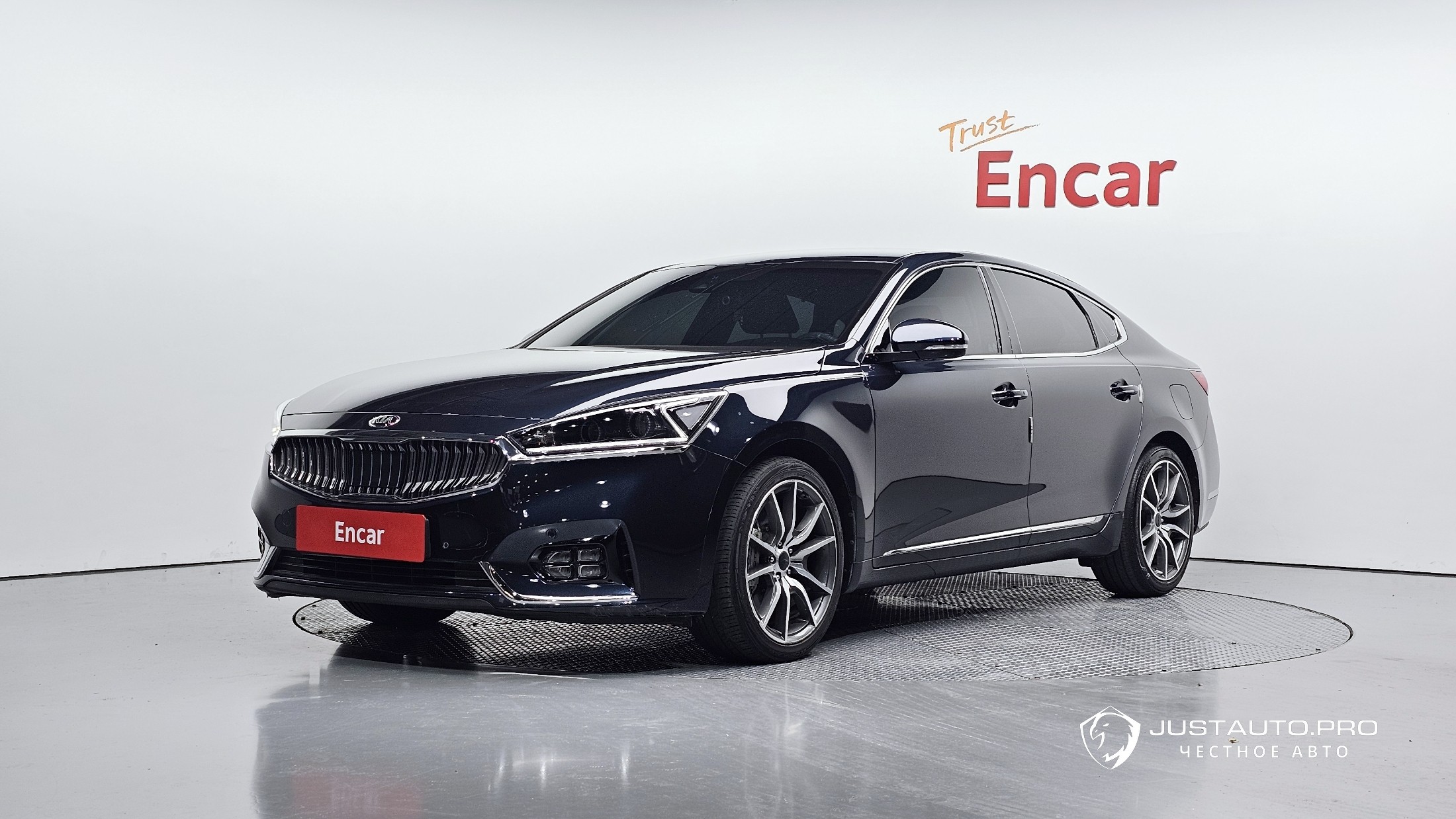 Автомобиль Kia K7