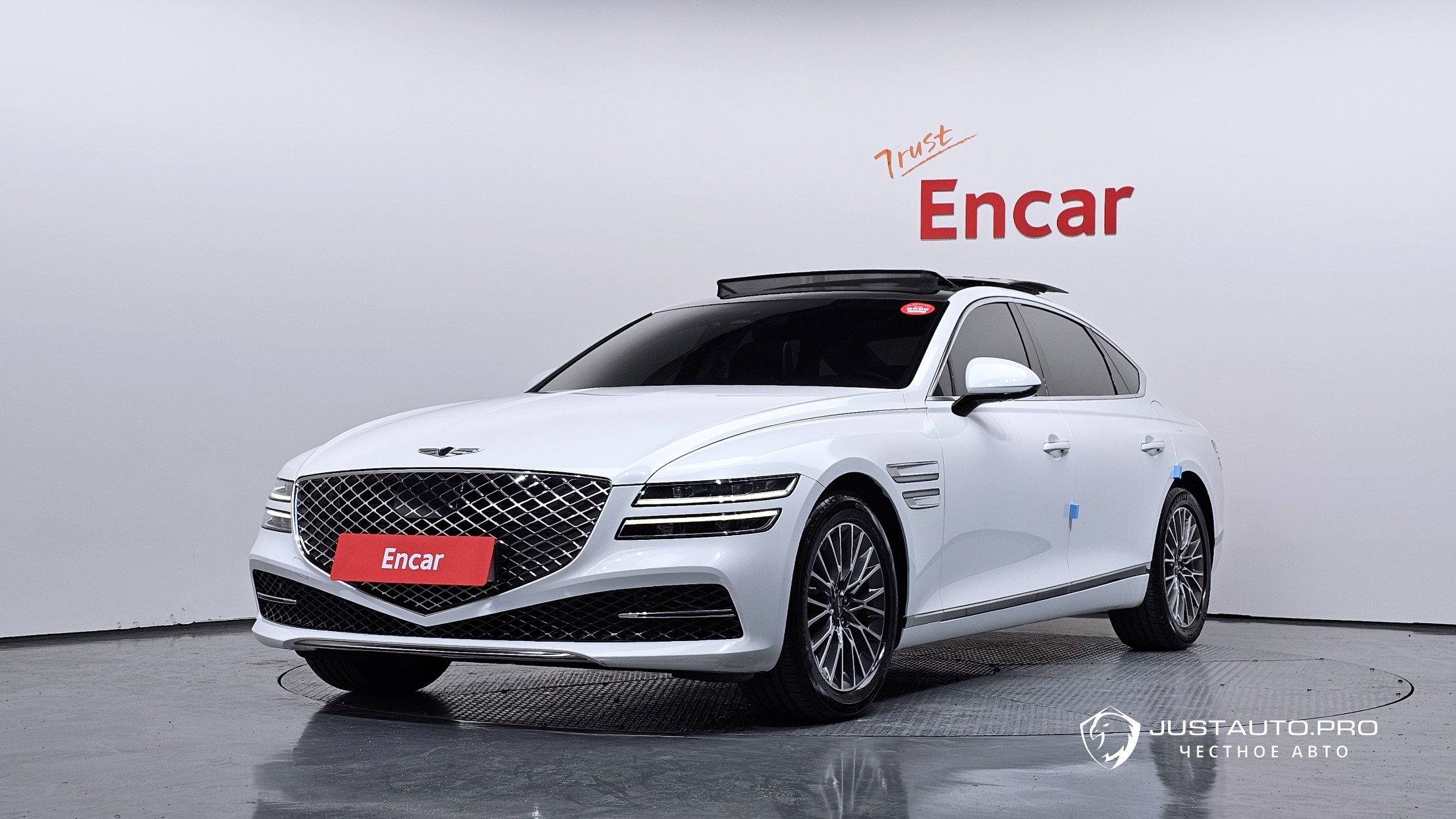 Автомобиль Genesis G80