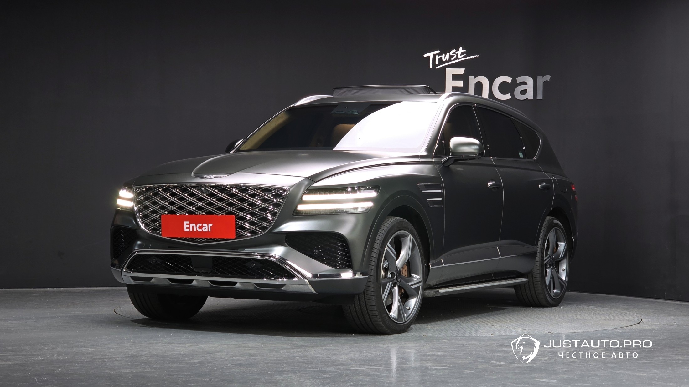 Автомобиль Genesis GV80