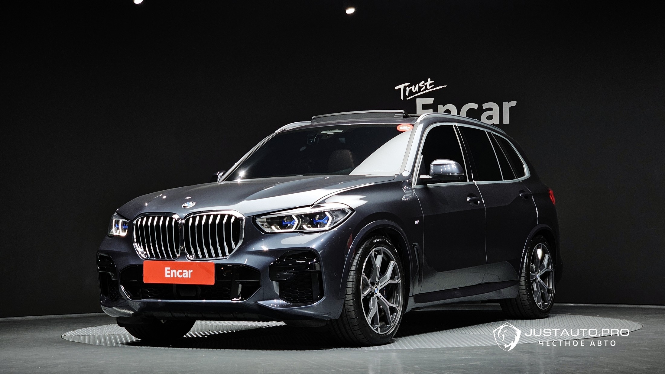 Автомобиль BMW X5
