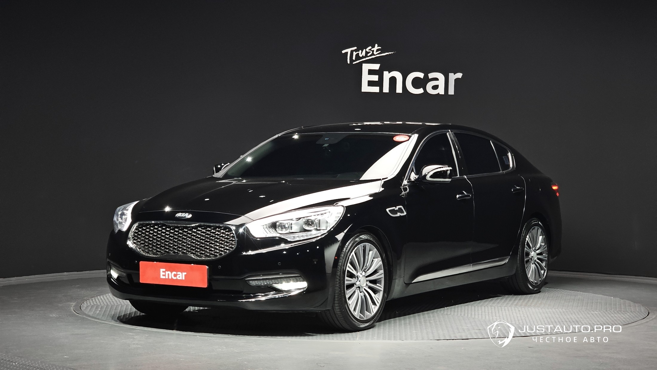 Автомобиль Kia K9