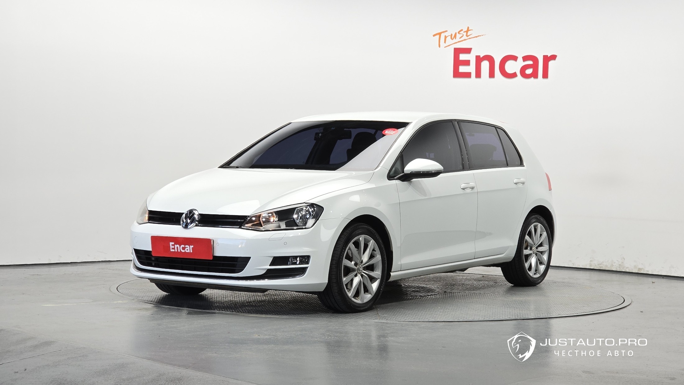 Автомобиль Volkswagen Golf