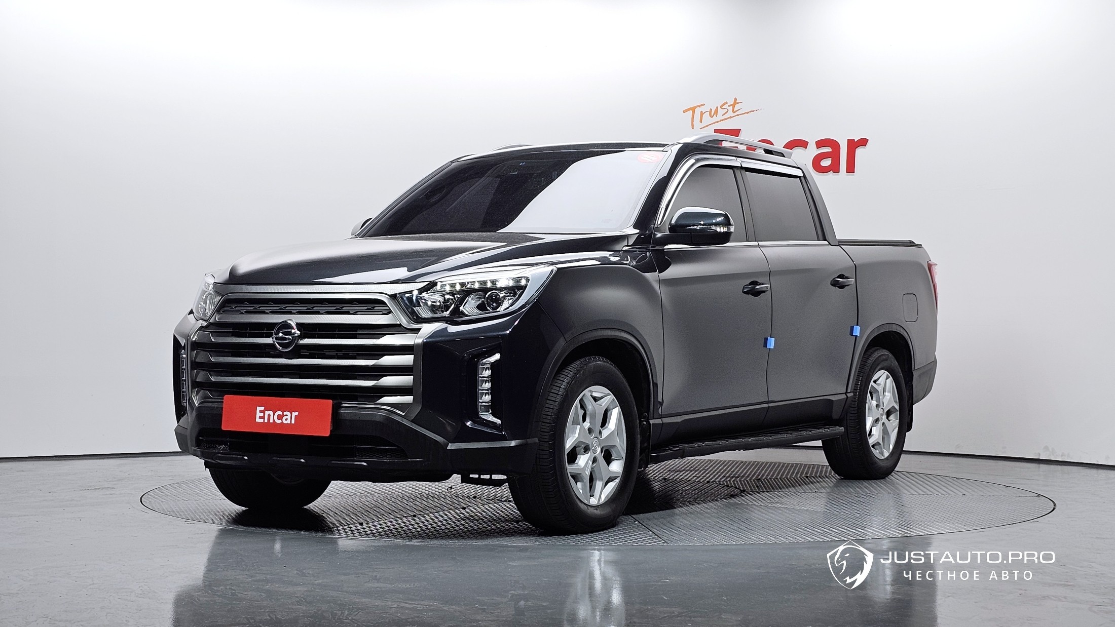 Автомобиль KG_Mobility_Ssangyong Rexton