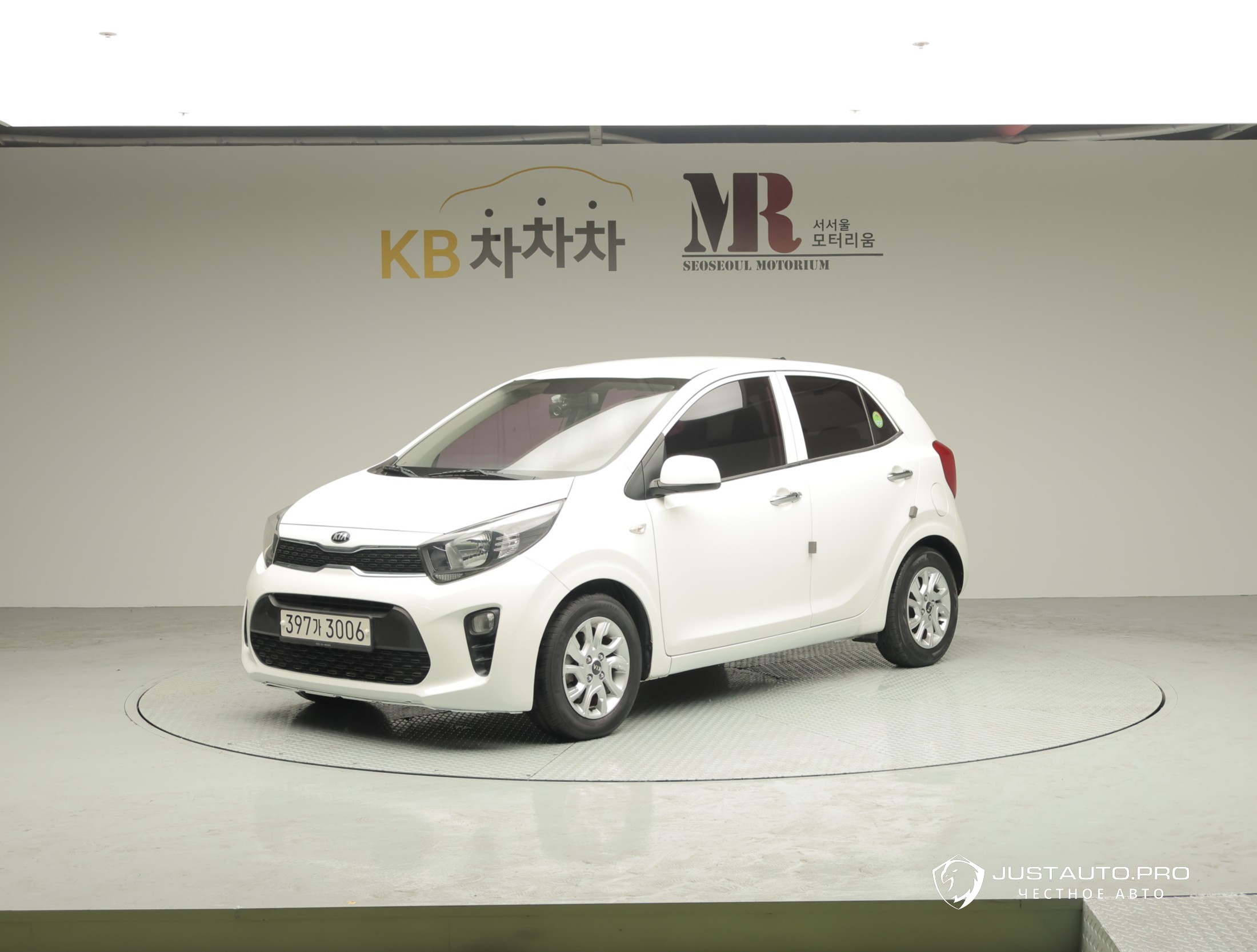 Автомобиль Kia morning