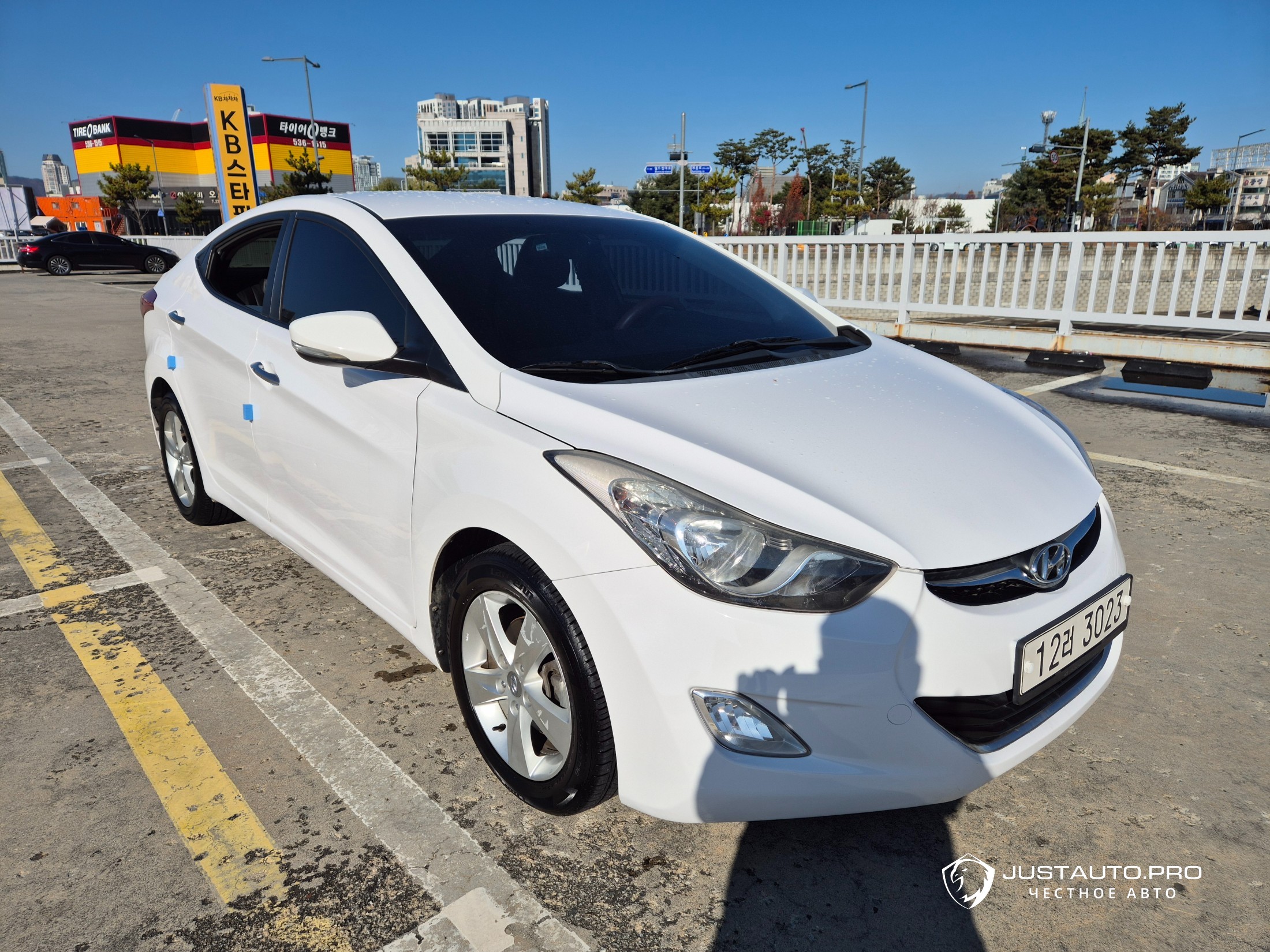 Автомобиль Hyundai AVANTE