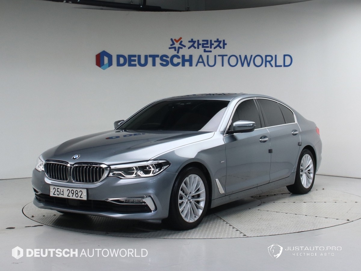 Автомобиль BMW 5-Series