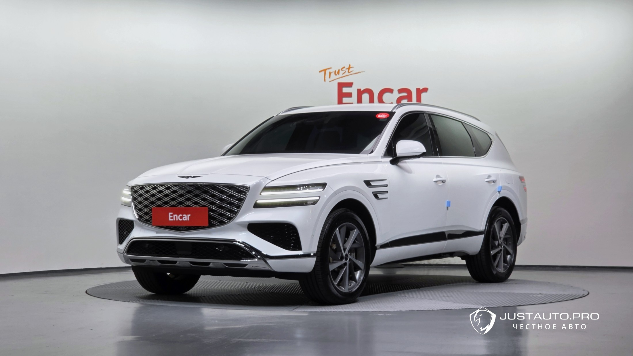 Автомобиль Genesis GV80