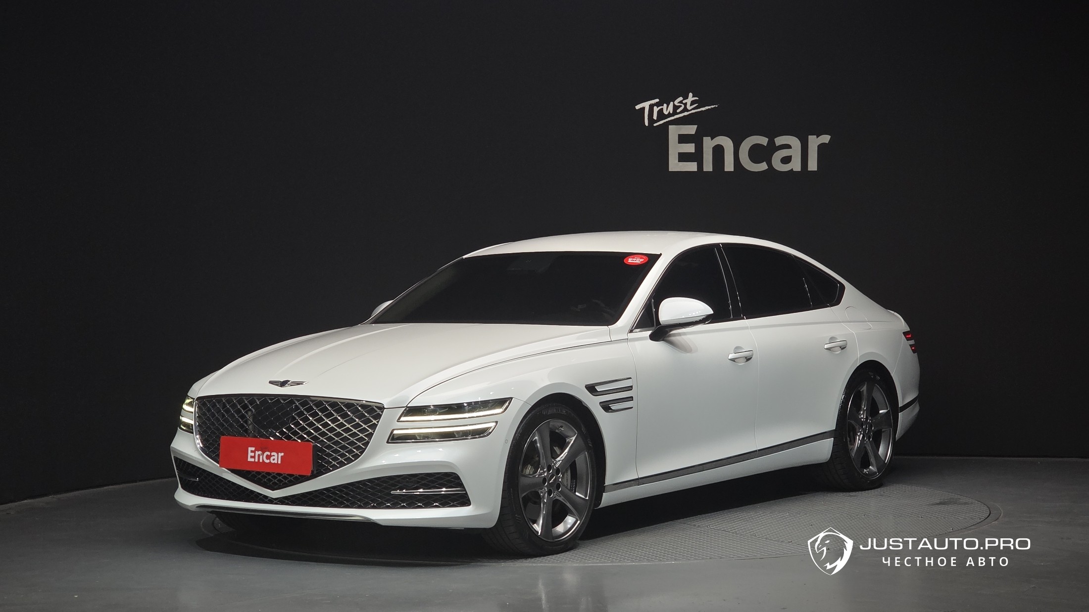 Автомобиль Genesis G80