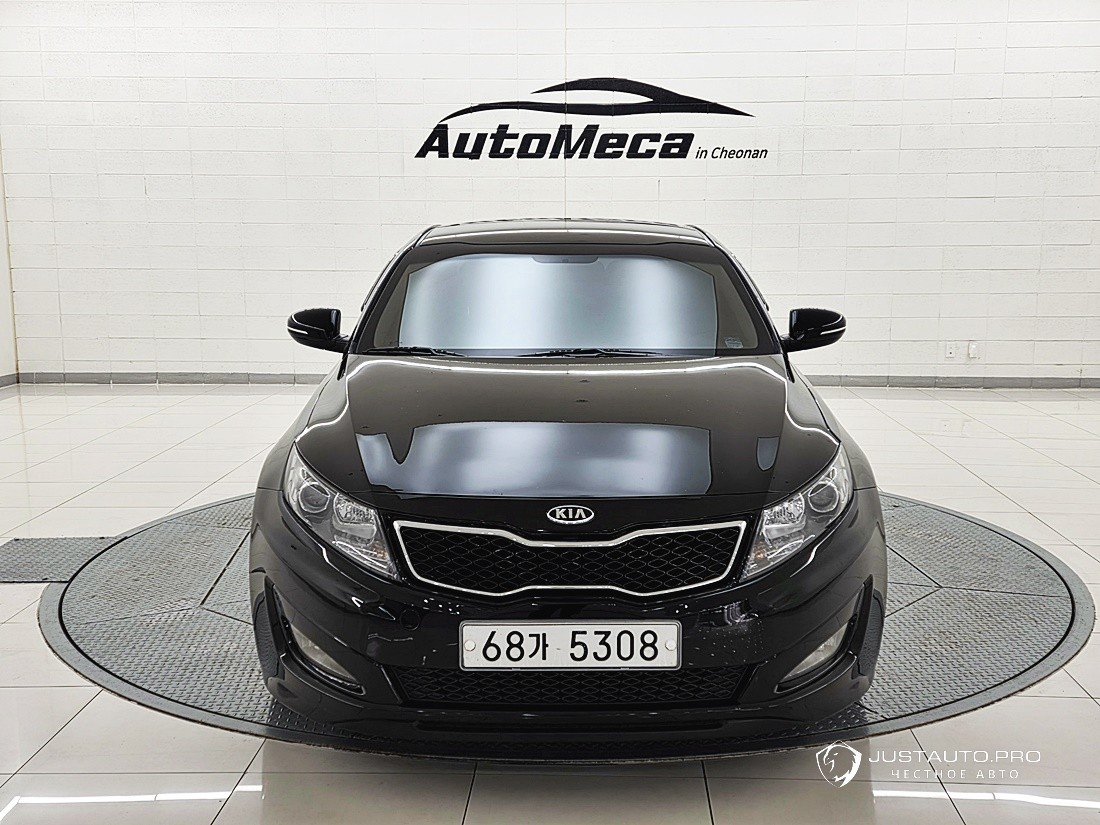 Автомобиль Kia K5