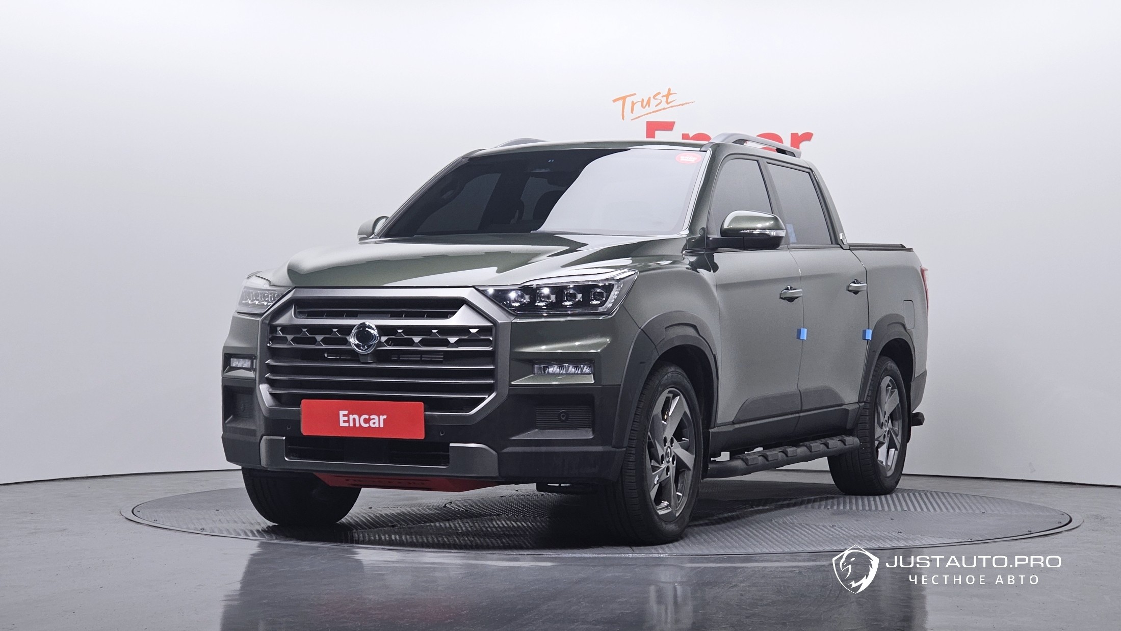 Автомобиль KG_Mobility_Ssangyong Rexton