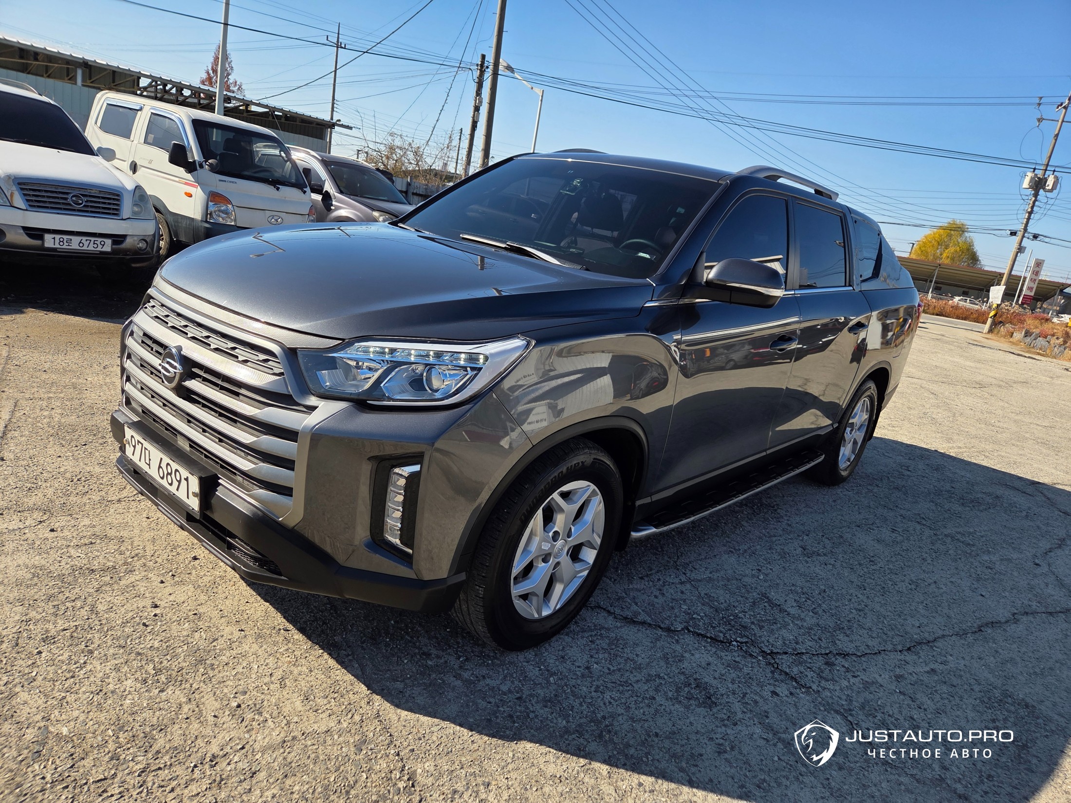 Автомобиль KG_Mobility_Ssangyong Rexton