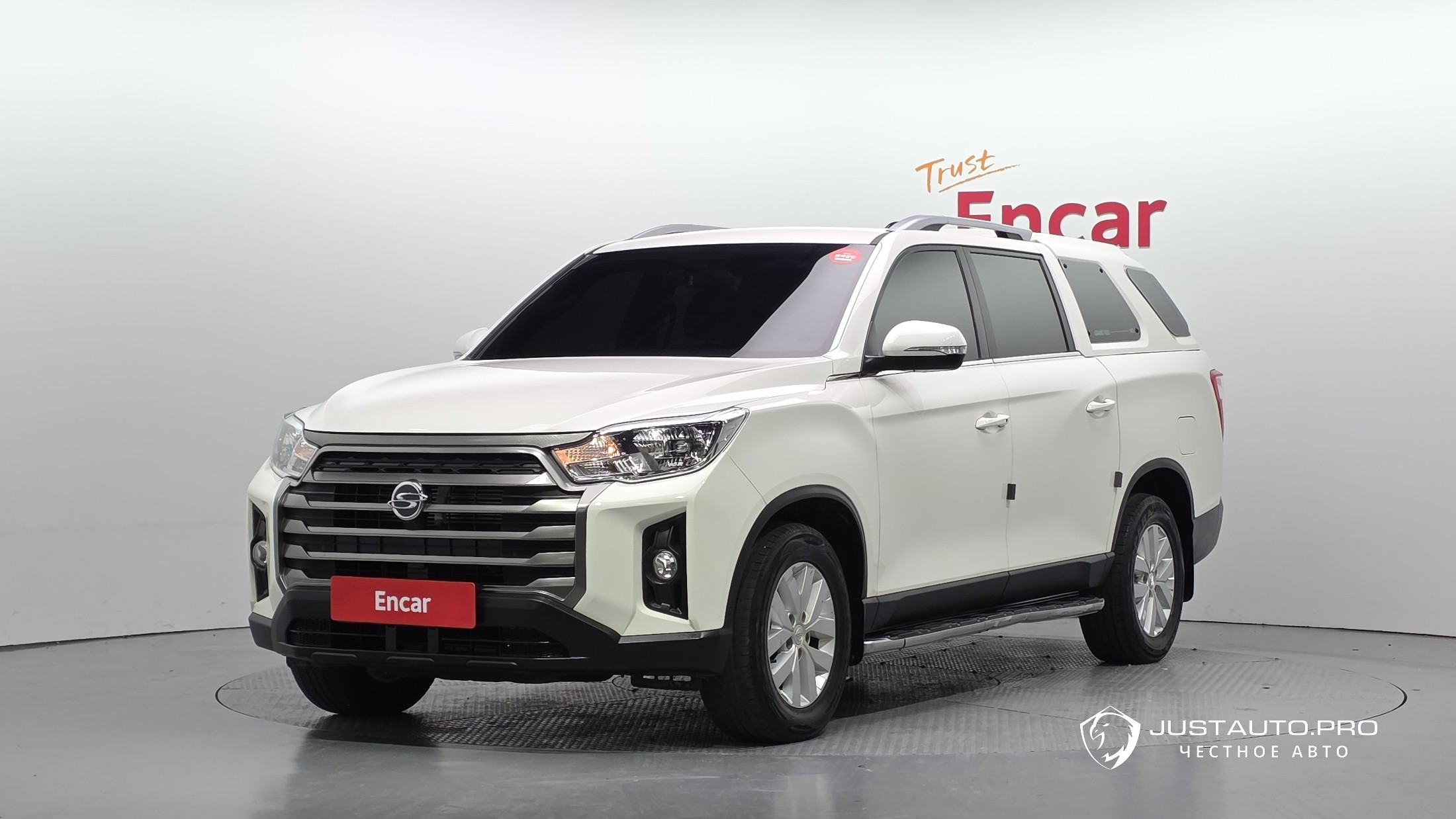 Автомобиль KG_Mobility_Ssangyong Rexton