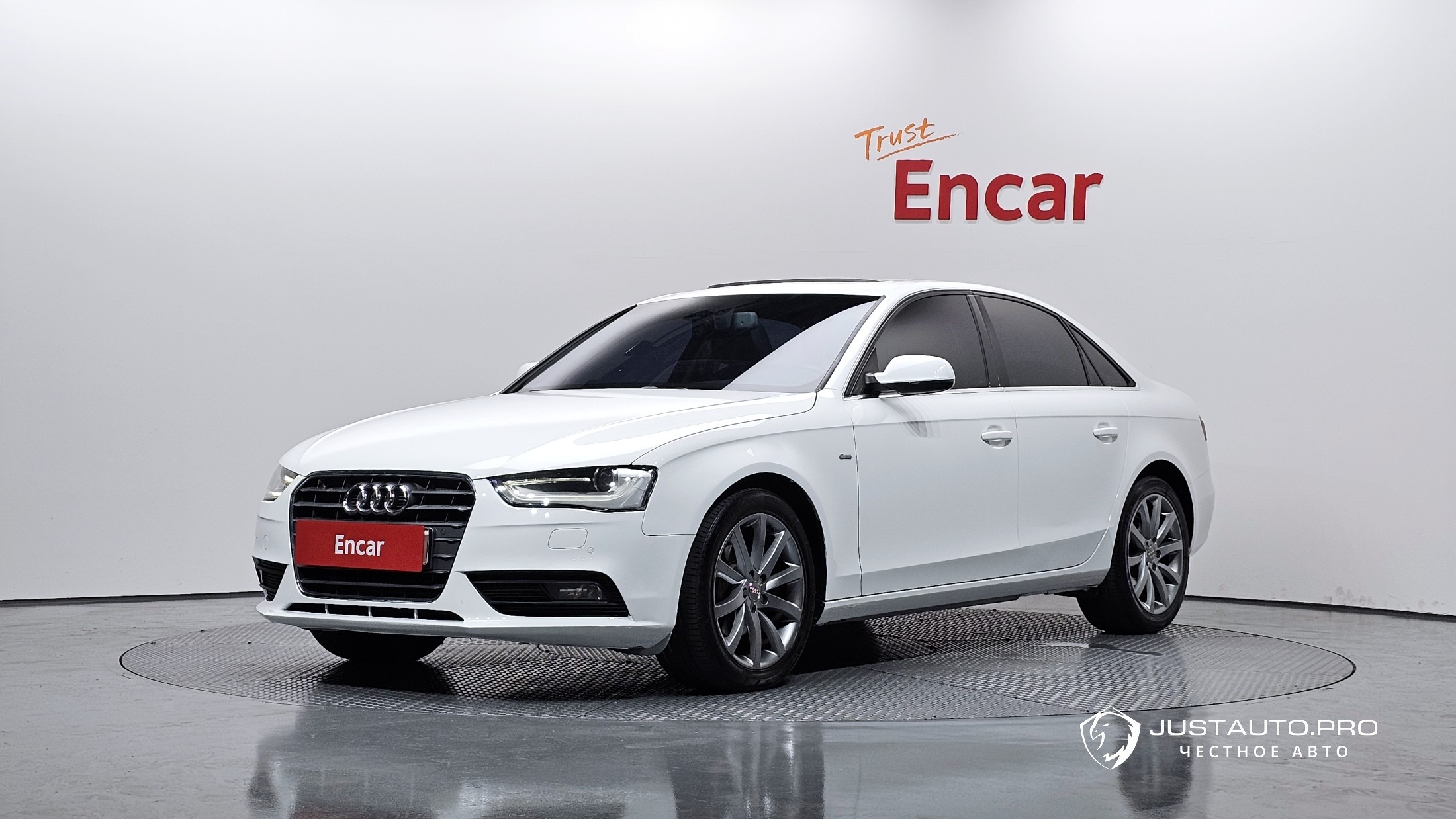 Автомобиль Audi A4