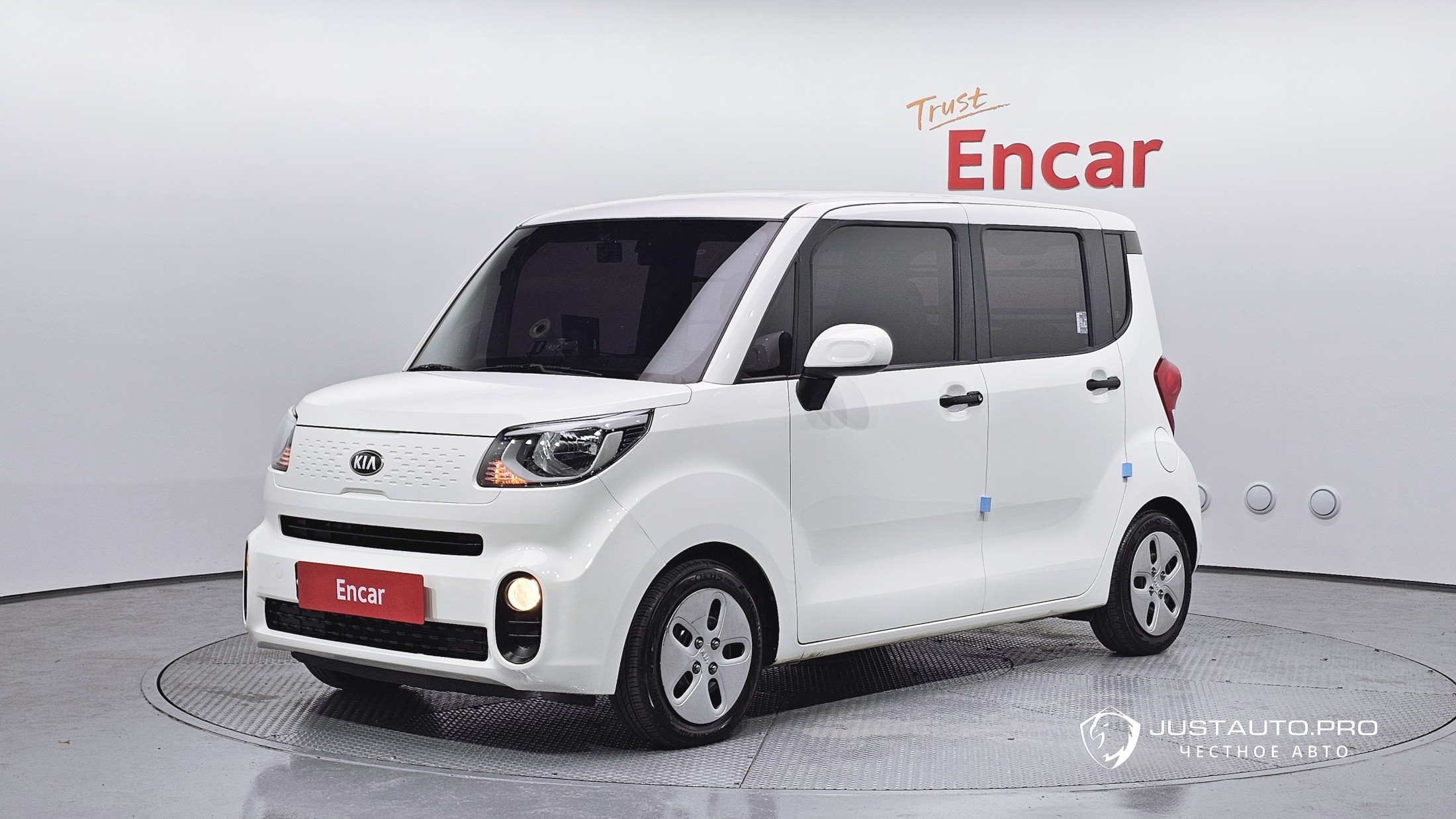 Автомобиль Kia RAY