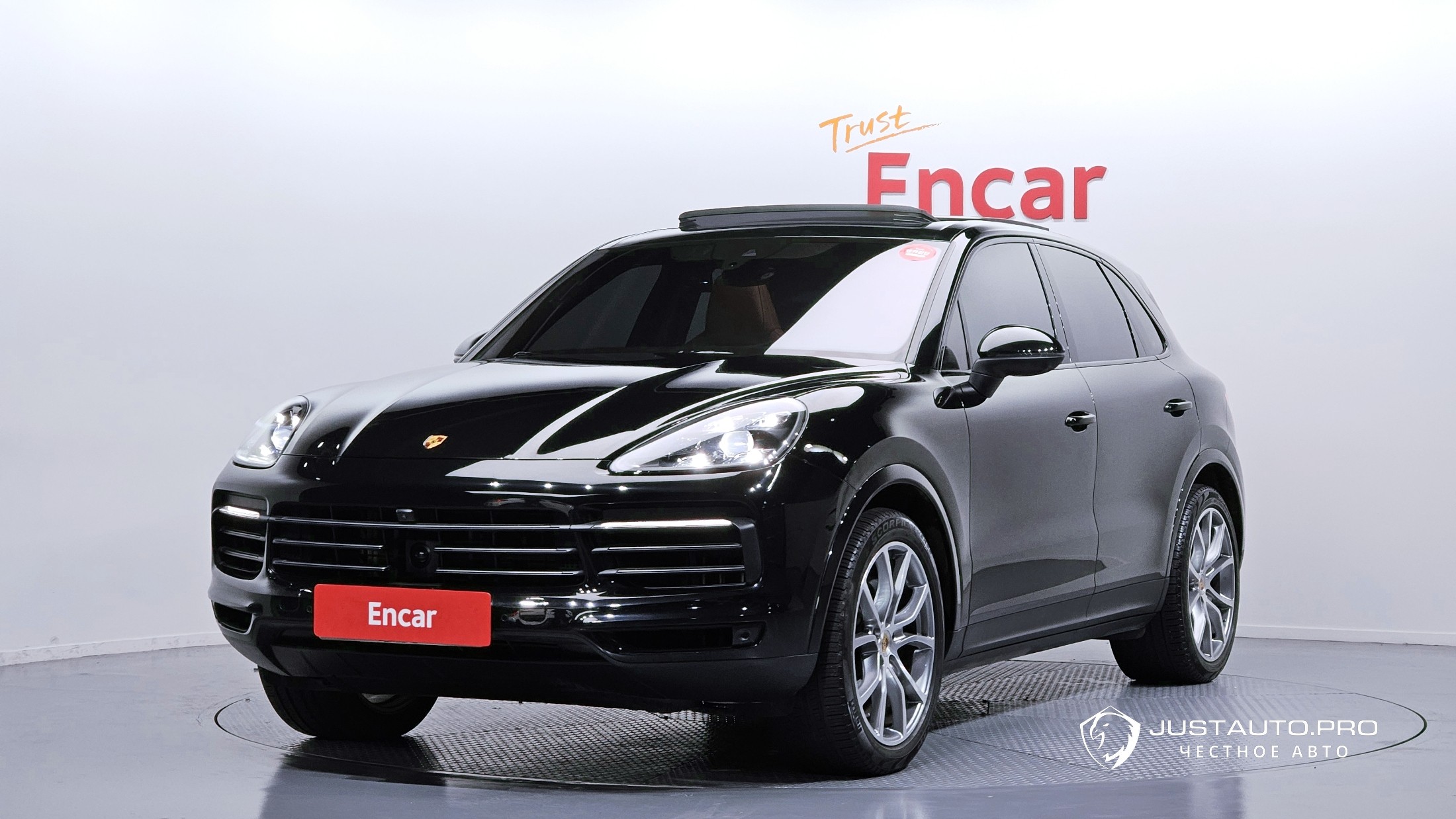 Автомобиль Porsche Cayenne