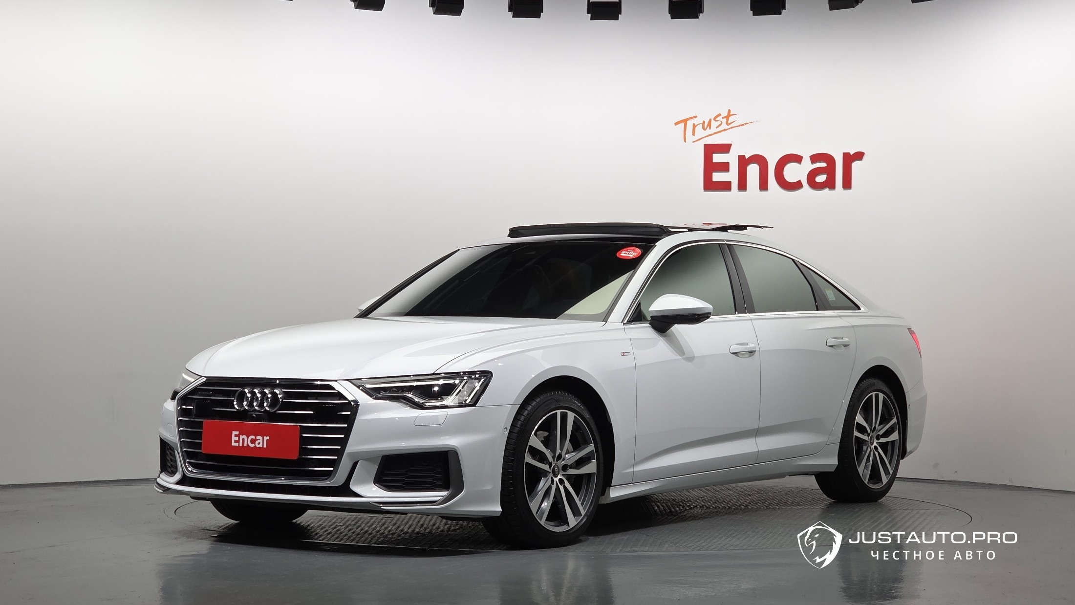 Автомобиль Audi A6