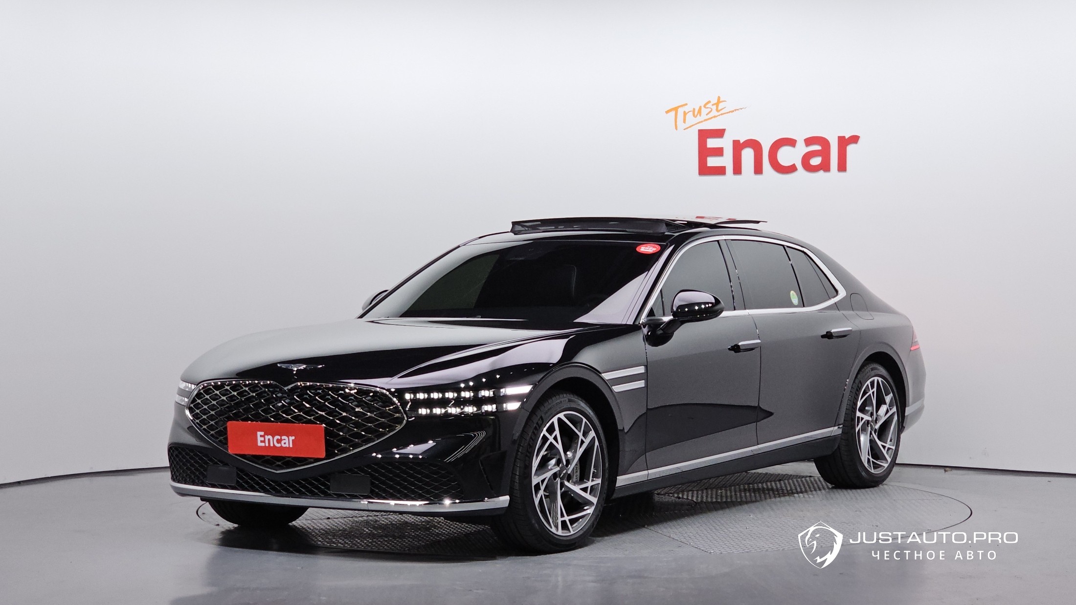 Автомобиль Genesis G90