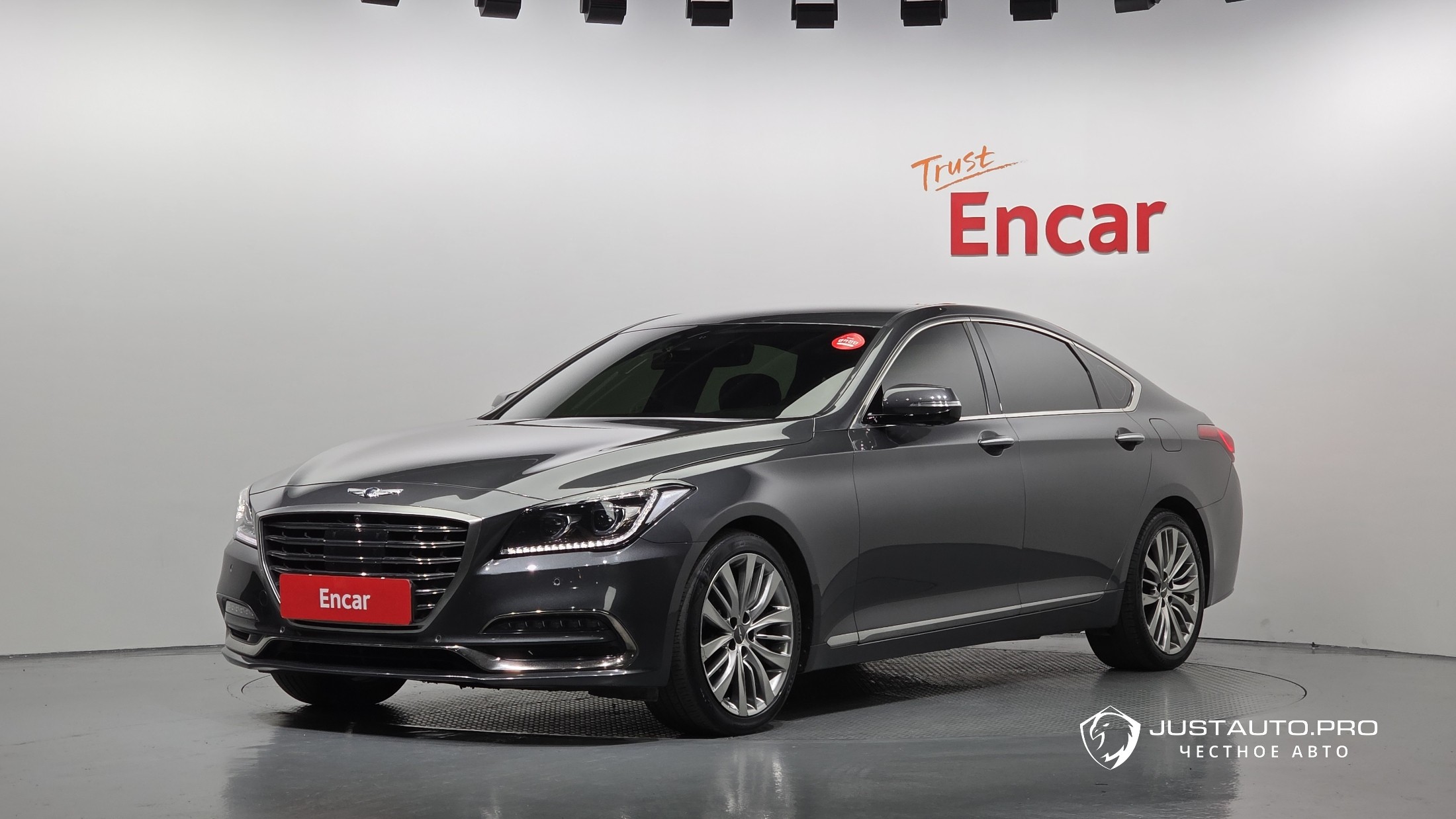 Автомобиль Genesis G80