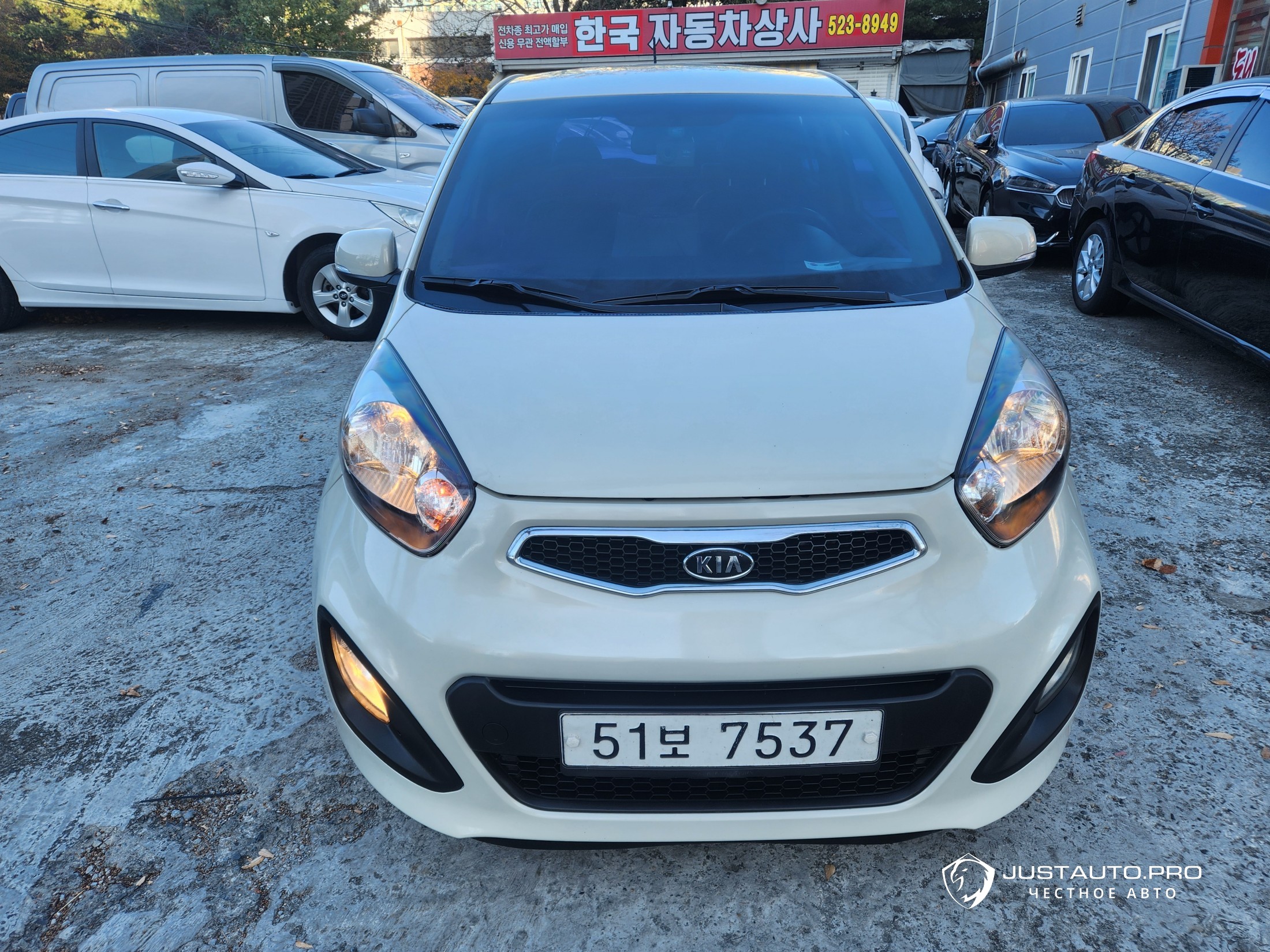 Автомобиль Kia morning