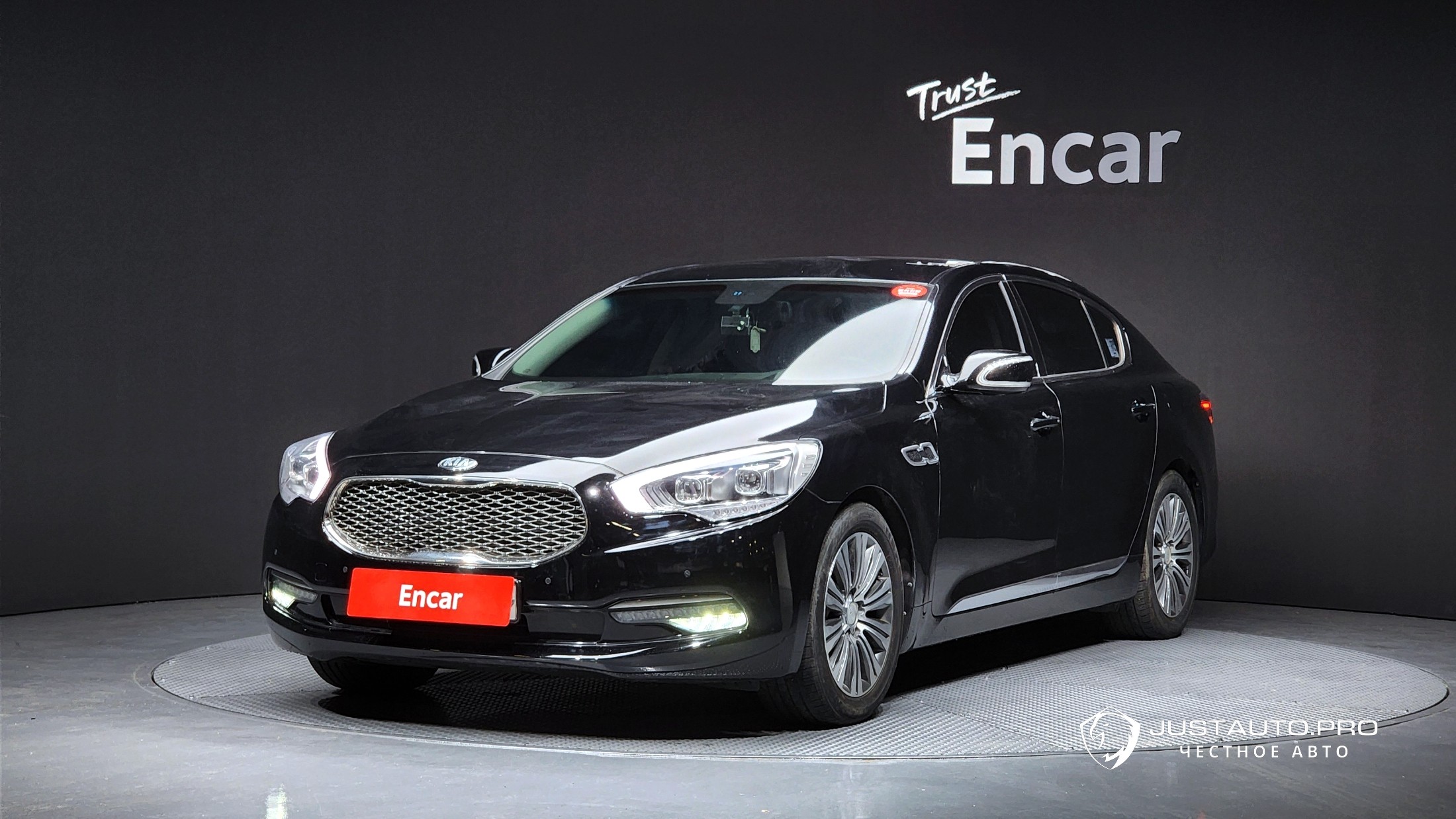 Автомобиль Kia K9