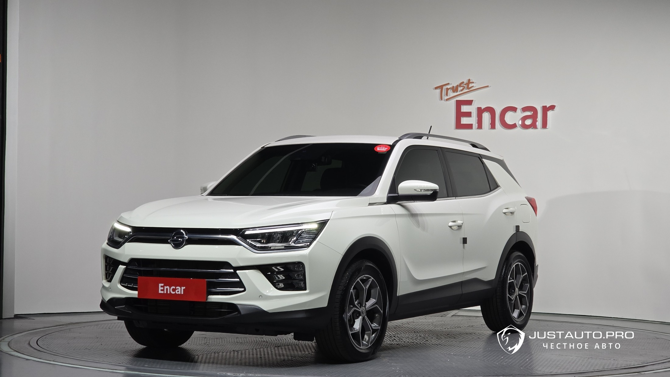 Автомобиль KG_Mobility_Ssangyong KORANDO