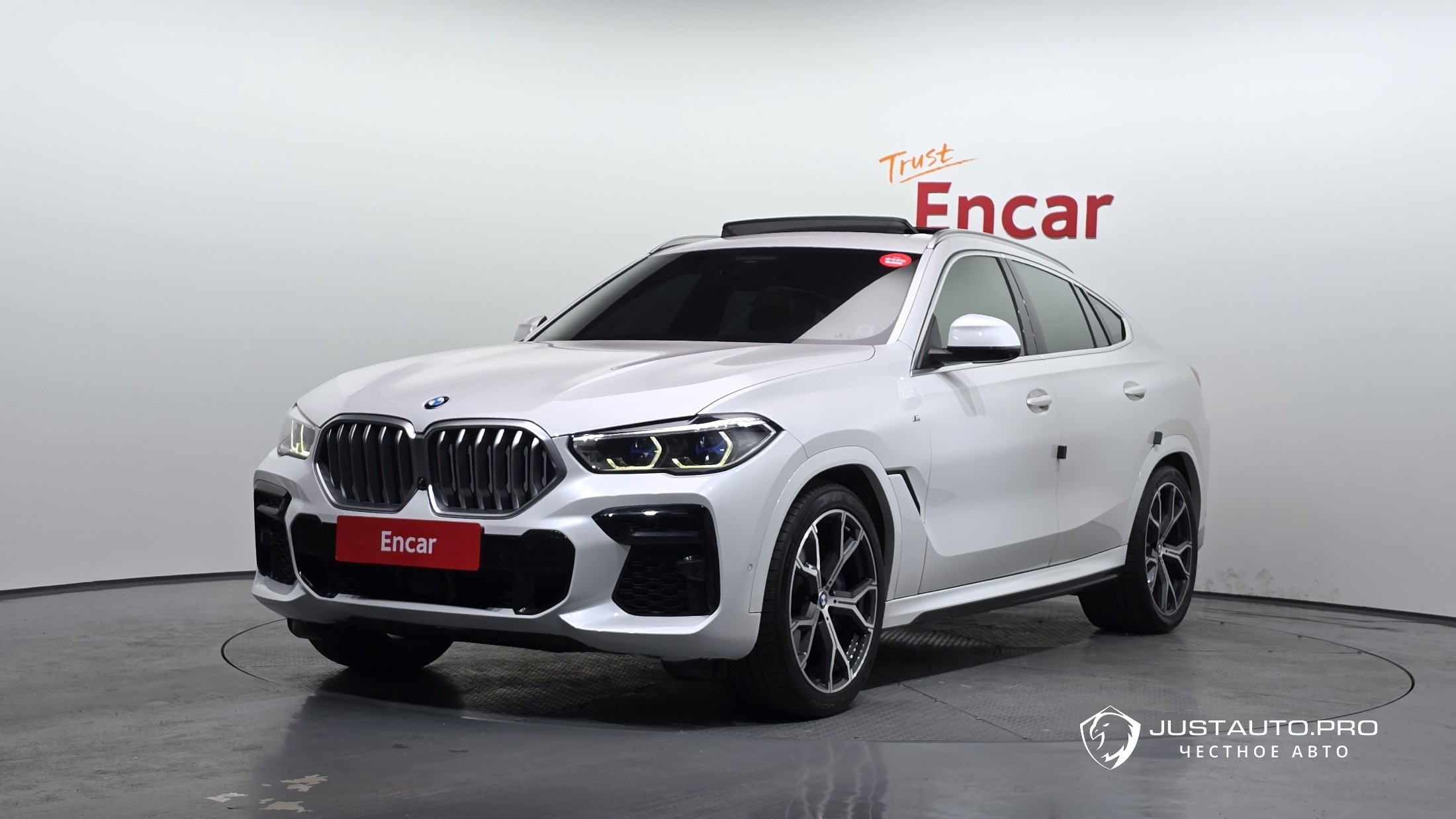 Автомобиль BMW X6