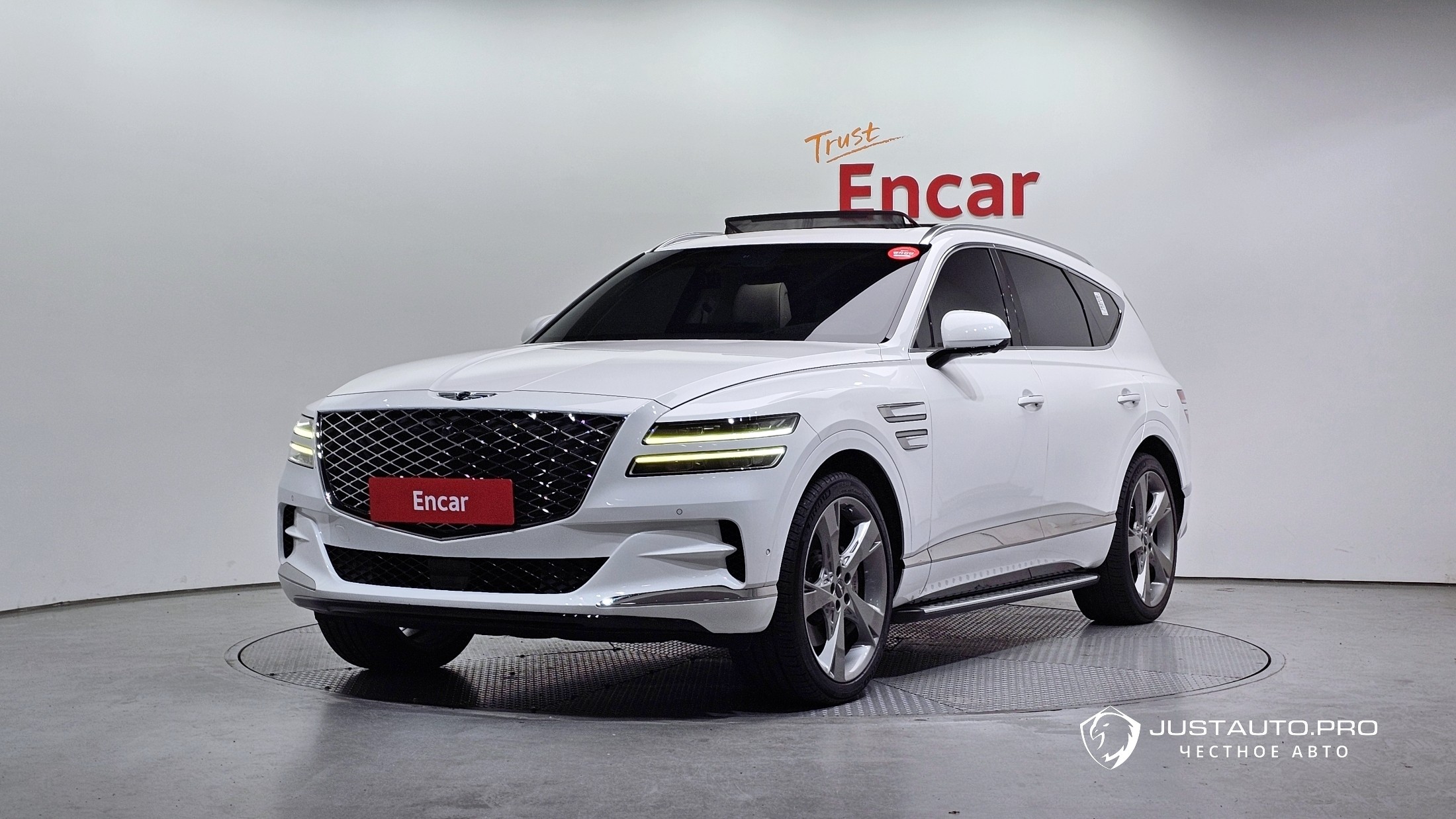 Автомобиль Genesis GV80