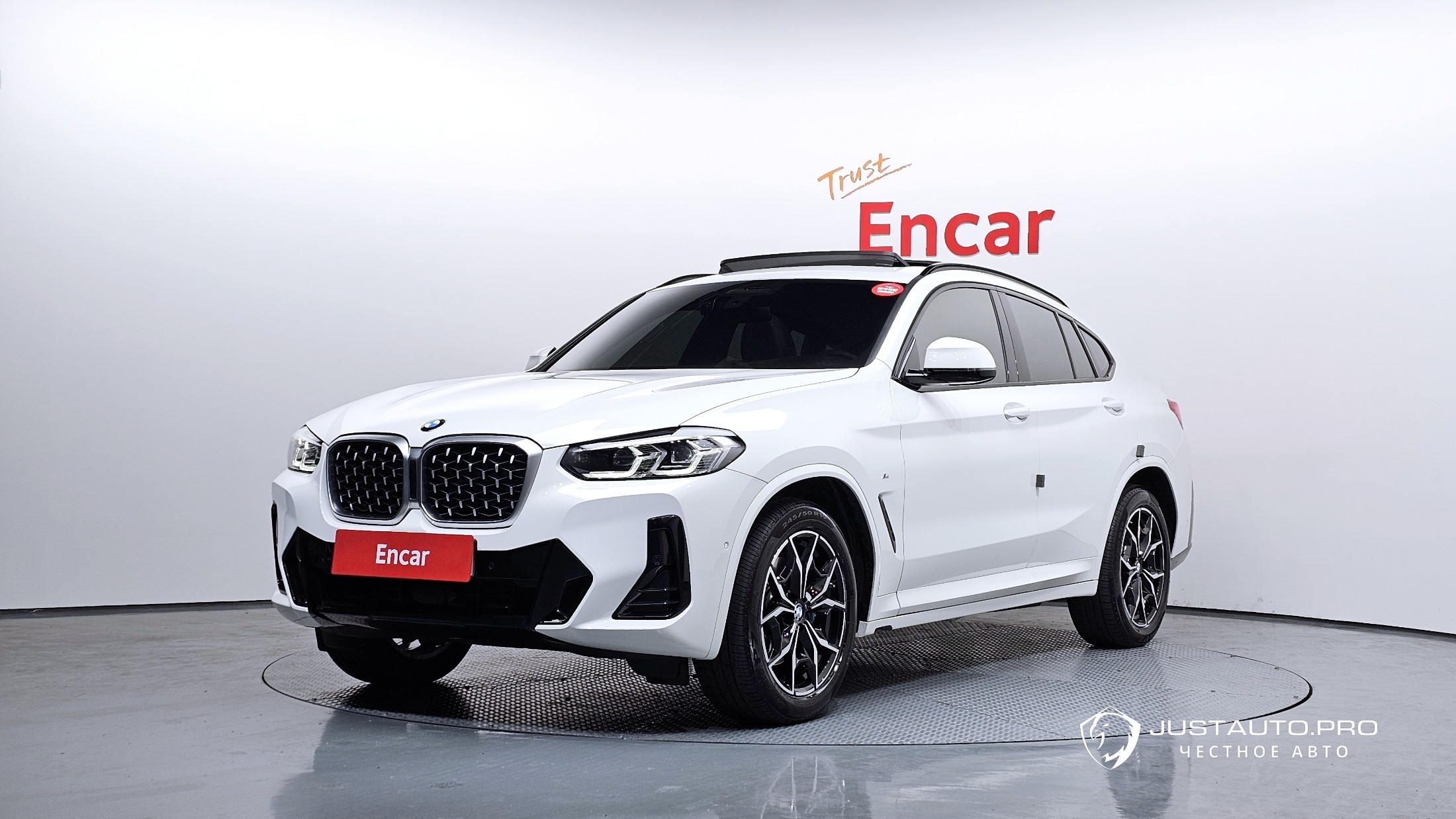 Автомобиль BMW X4