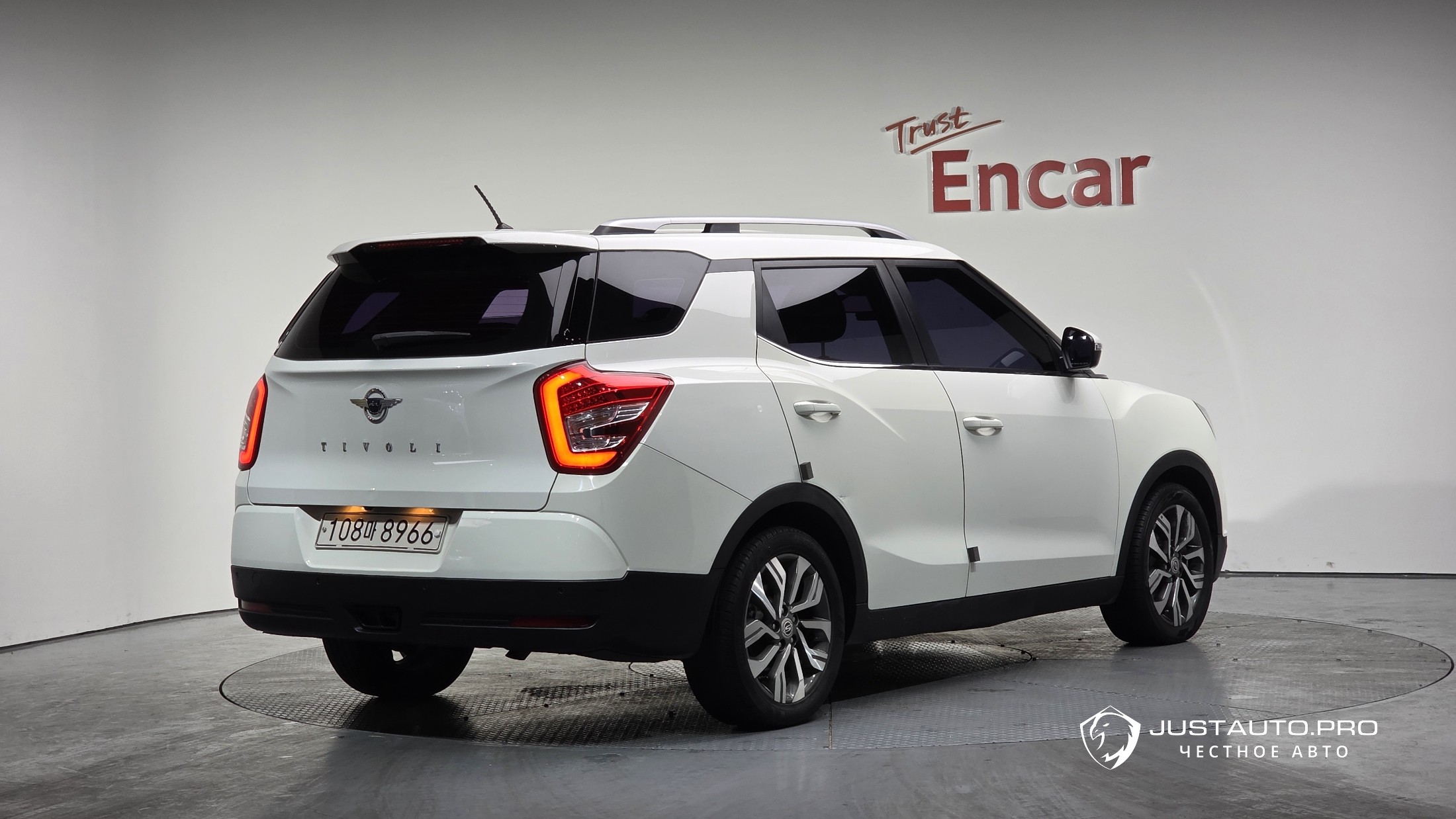 Автомобиль KG_Mobility_Ssangyong TIBOLI