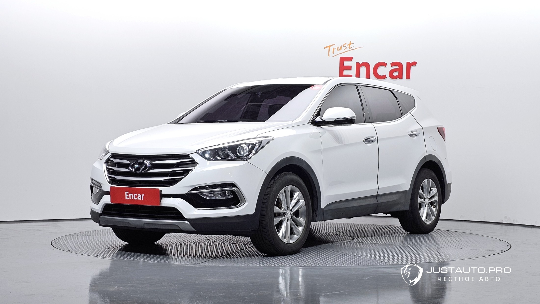 Автомобиль Hyundai Santafe