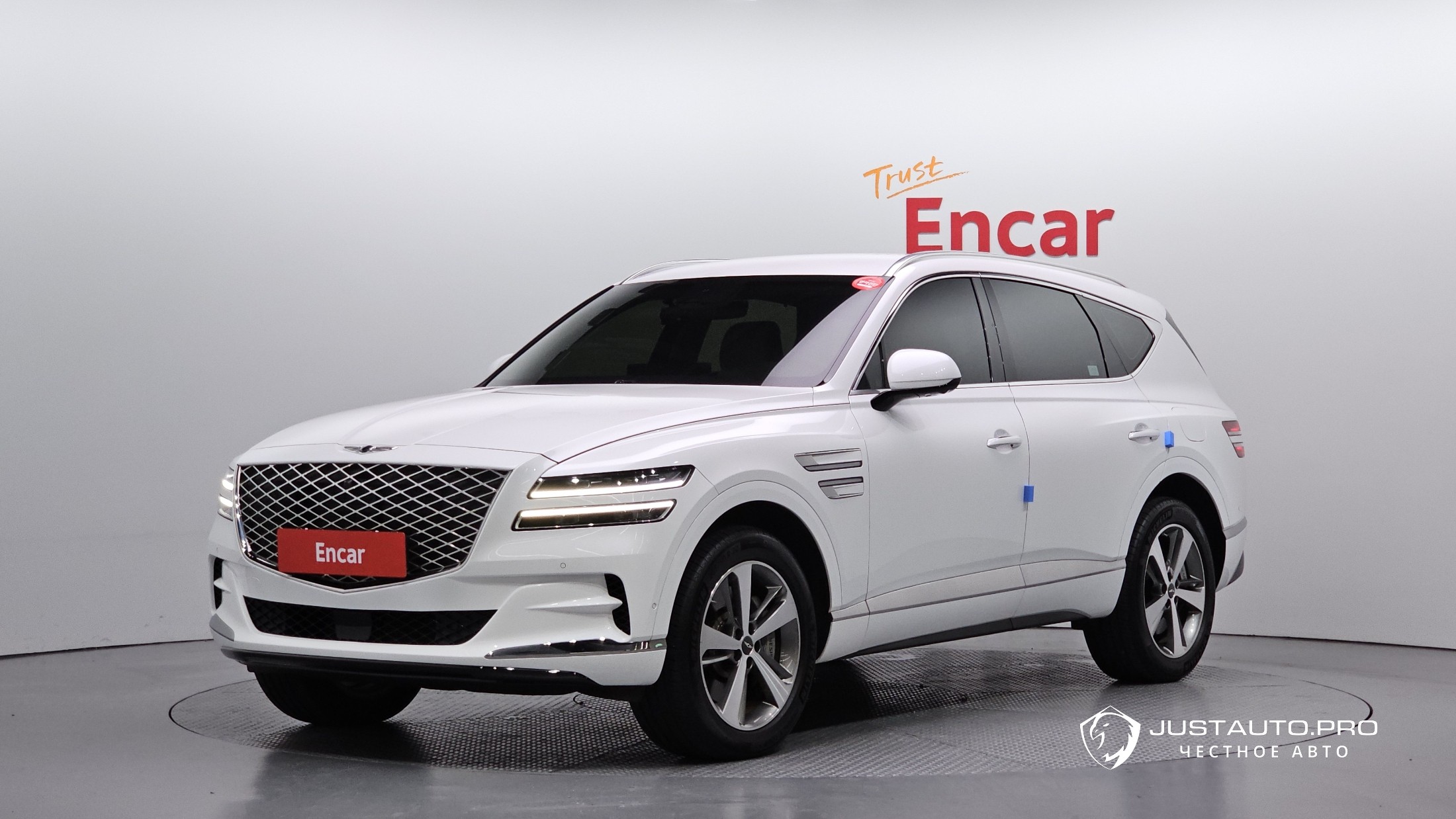 Автомобиль Genesis GV80