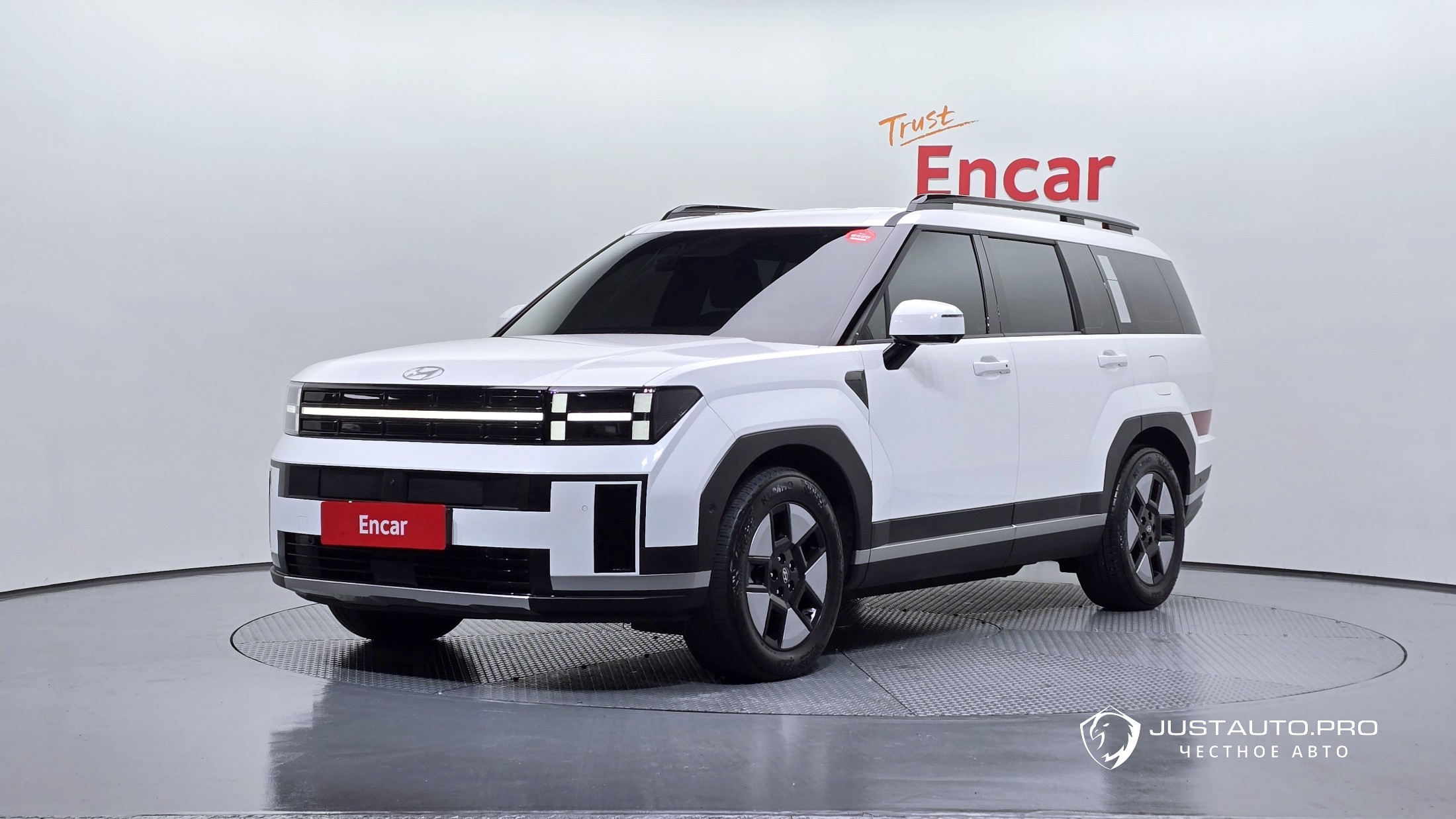 Автомобиль Hyundai Santafe