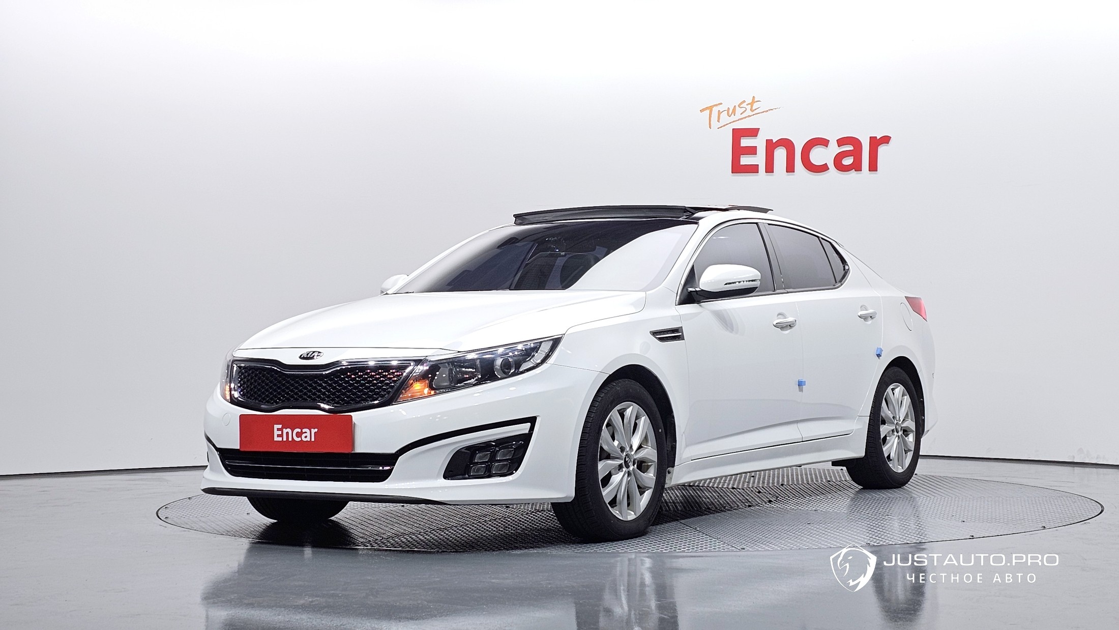 Автомобиль Kia K5