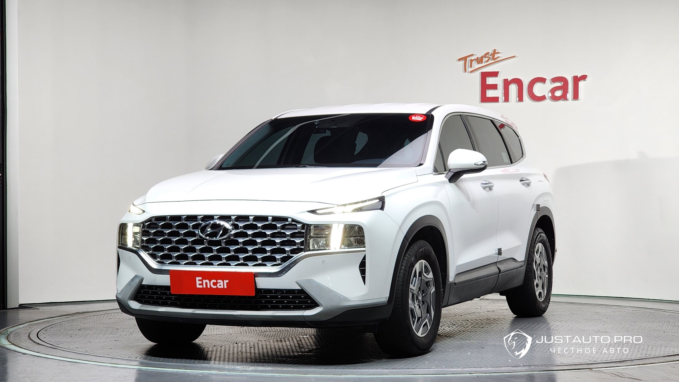 Автомобиль Hyundai Santafe