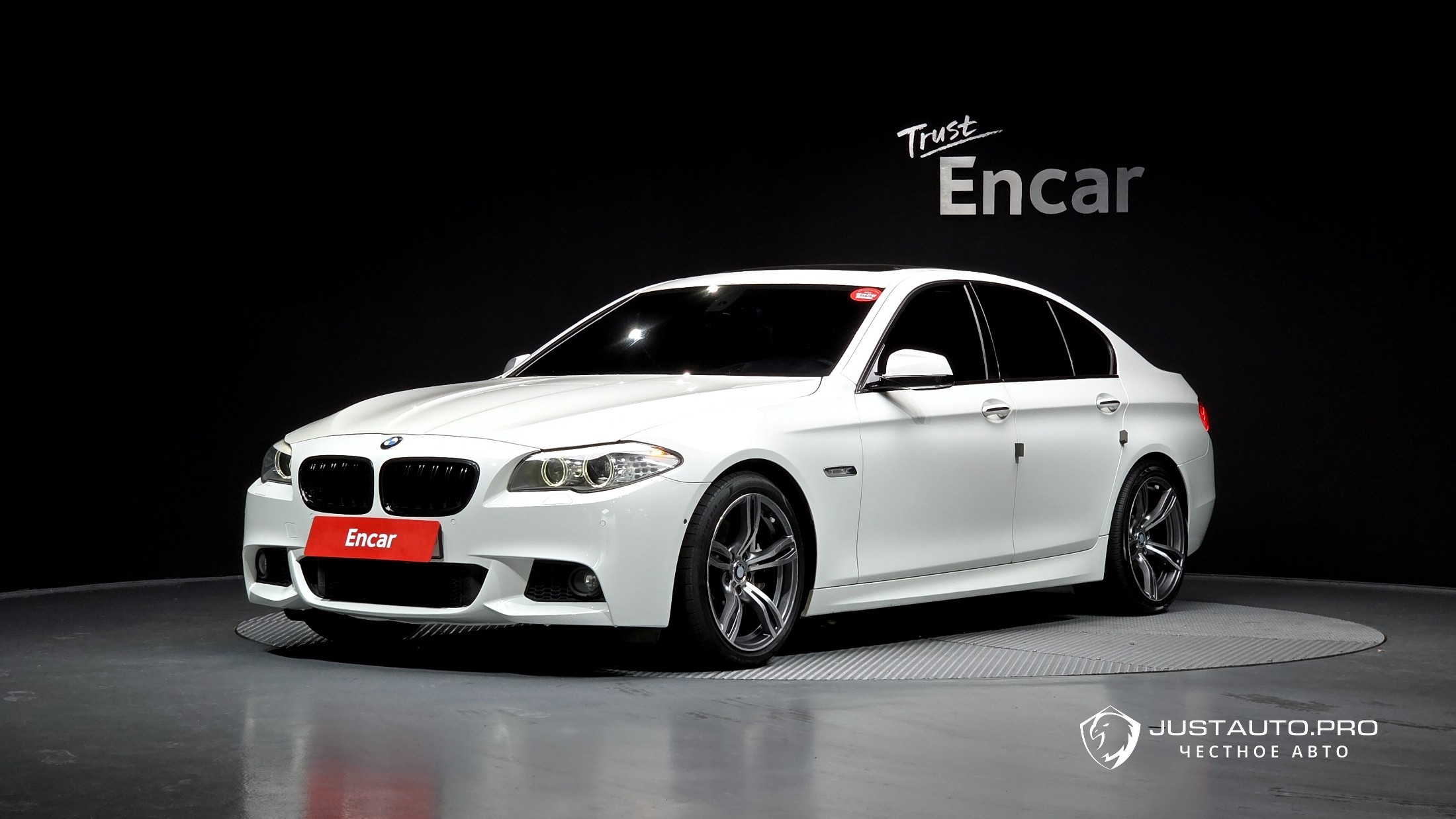 Автомобиль BMW 5-Series