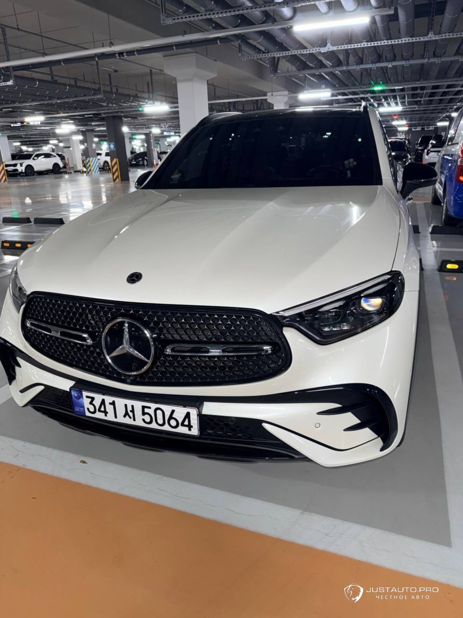 Автомобиль Mercedes-Benz GLC-Class