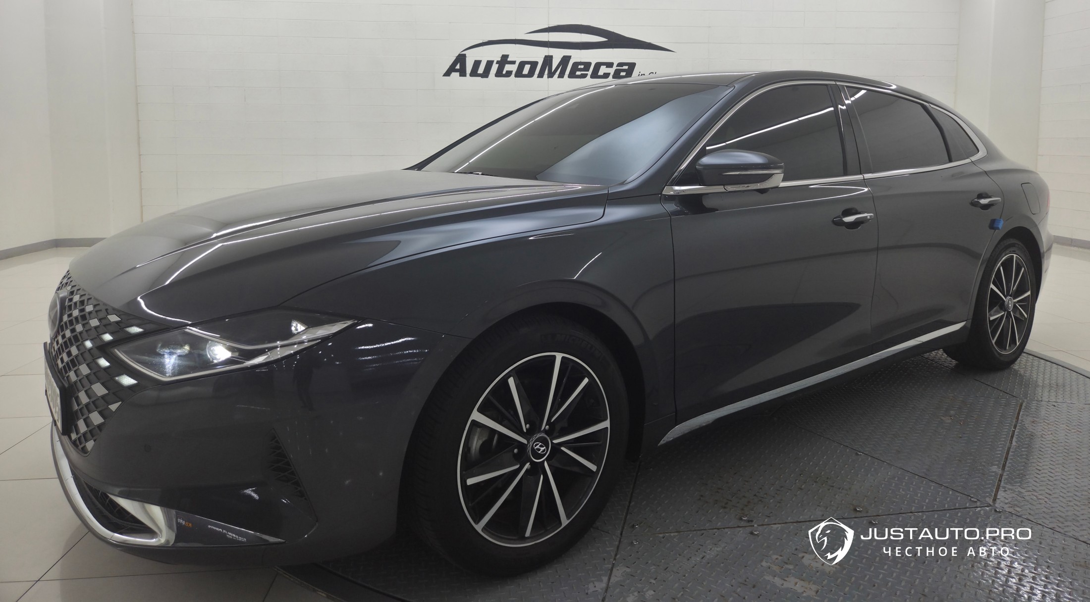 Автомобиль Hyundai Grandeur