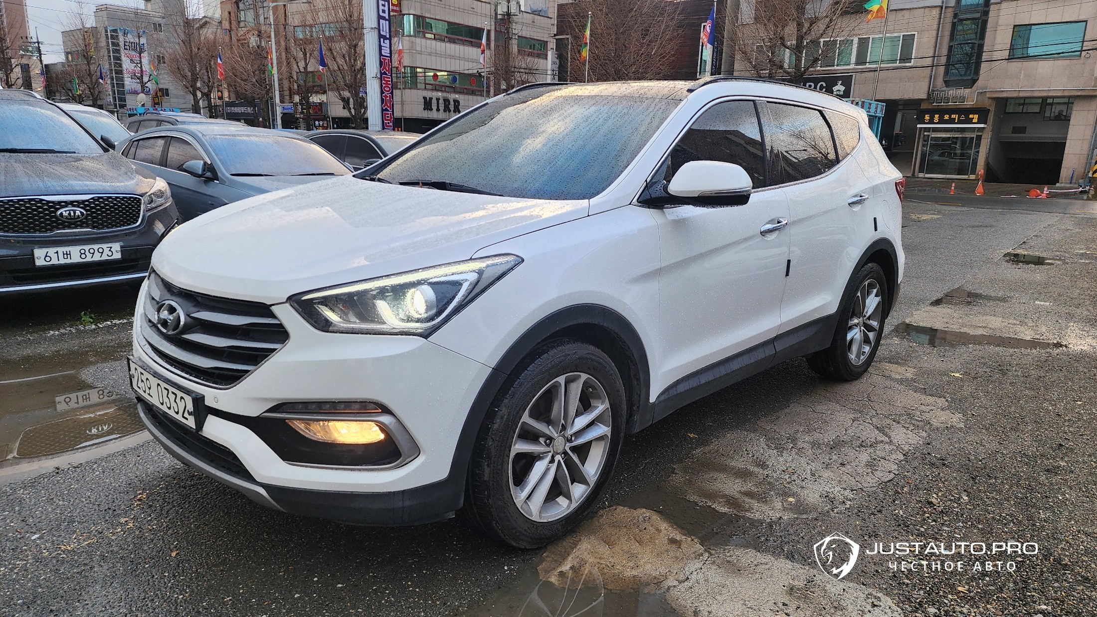 Автомобиль Hyundai Santafe
