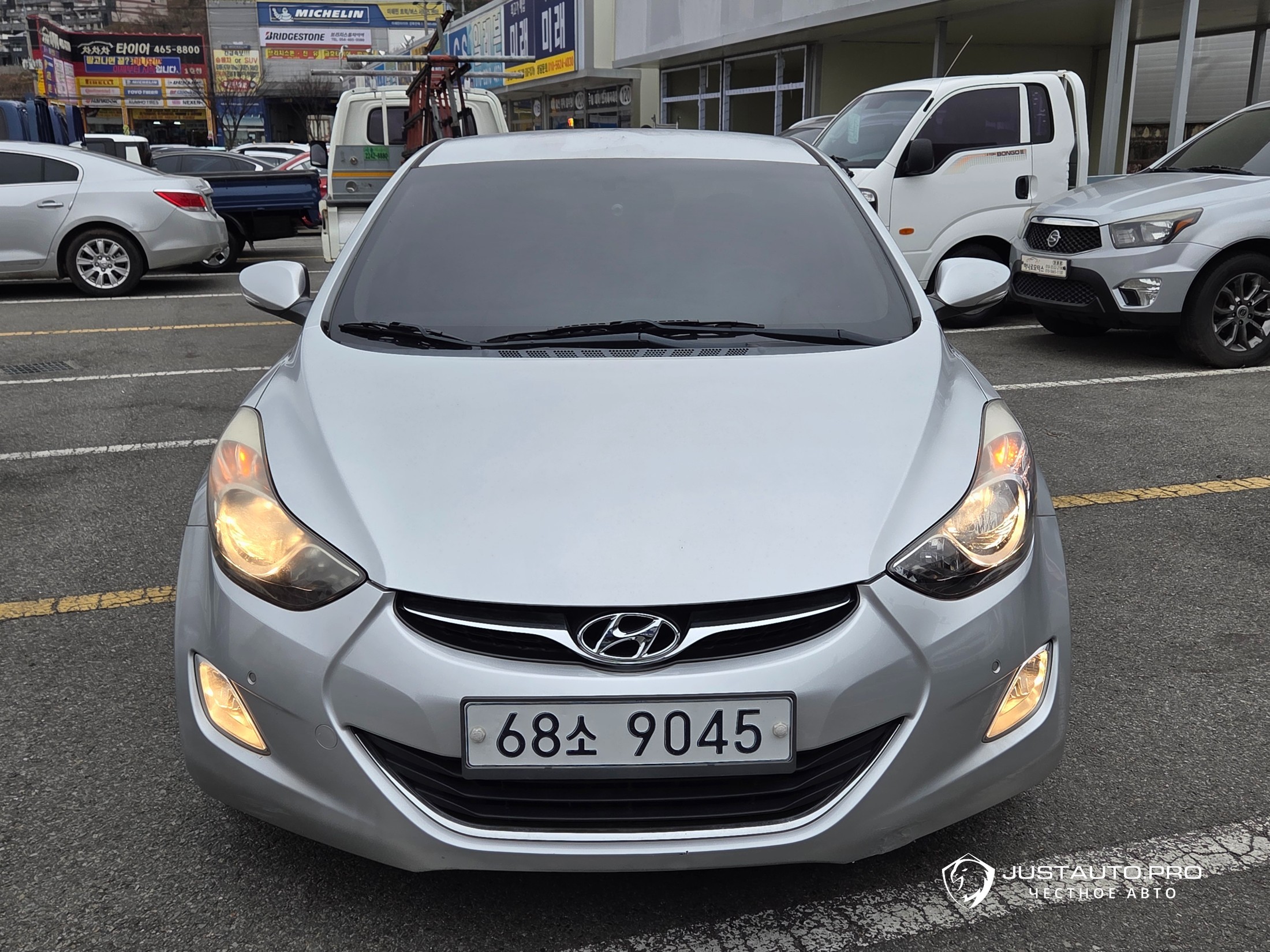 Автомобиль Hyundai AVANTE