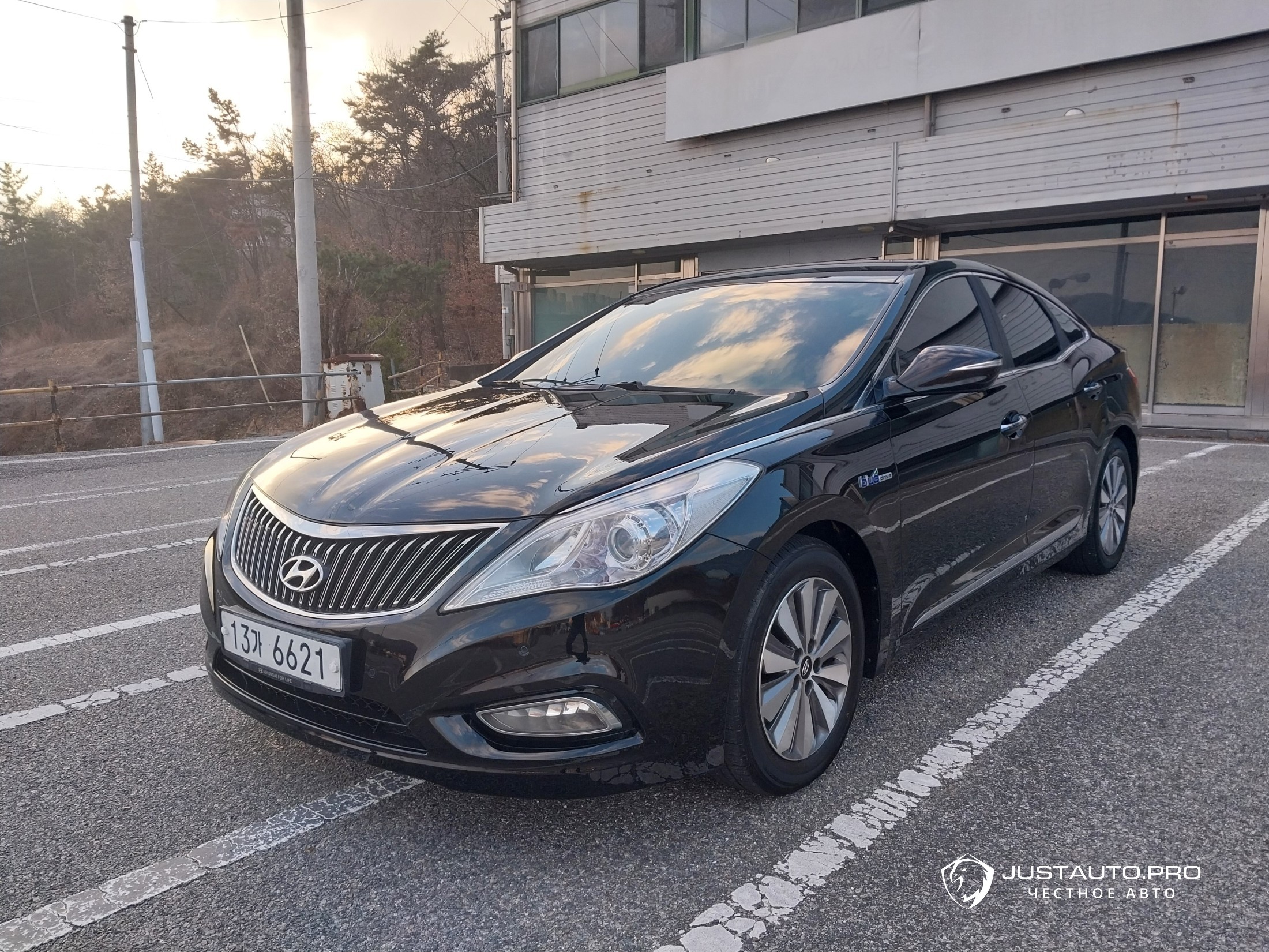 Автомобиль Hyundai Grandeur