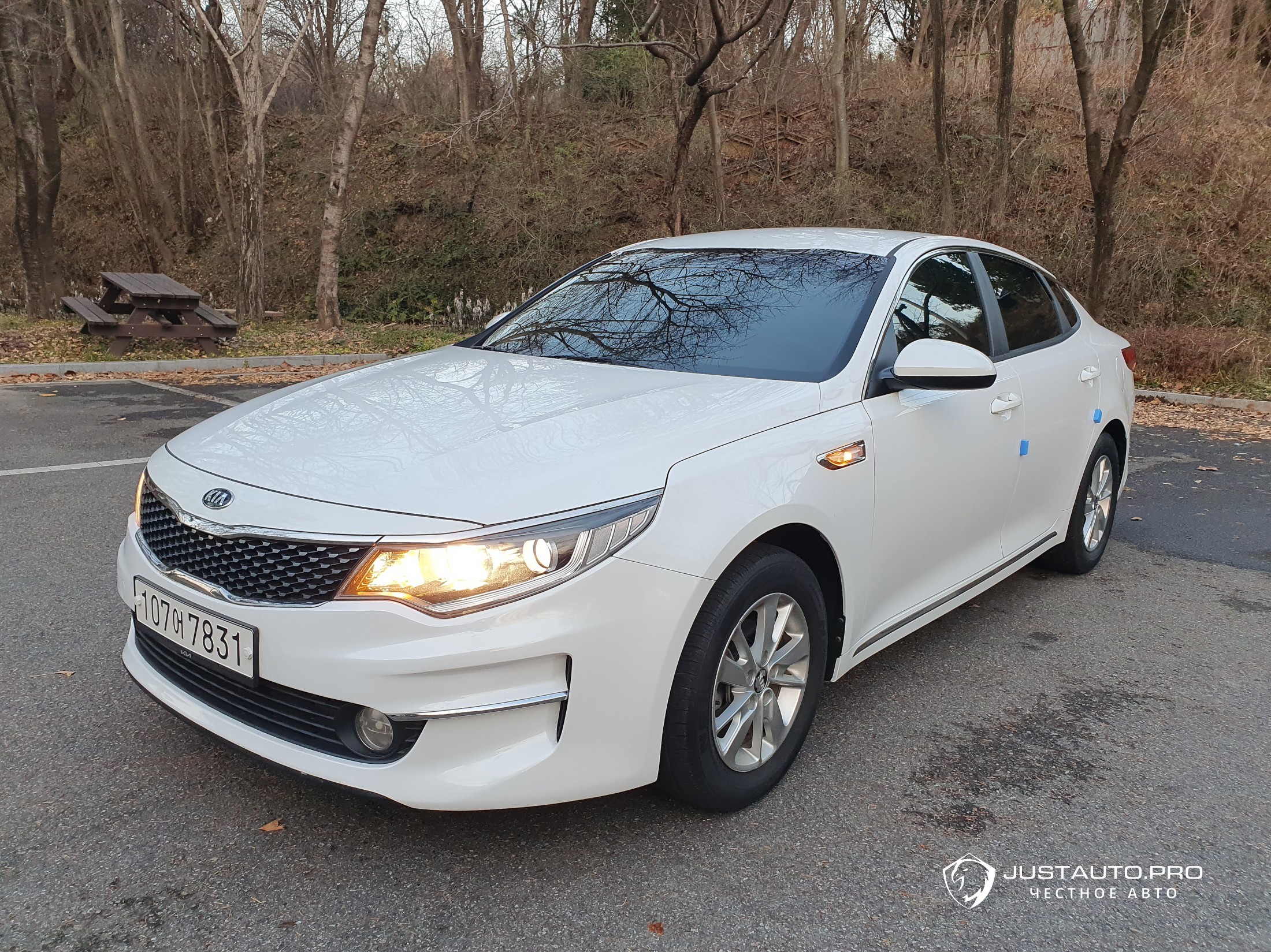 Автомобиль Kia K5