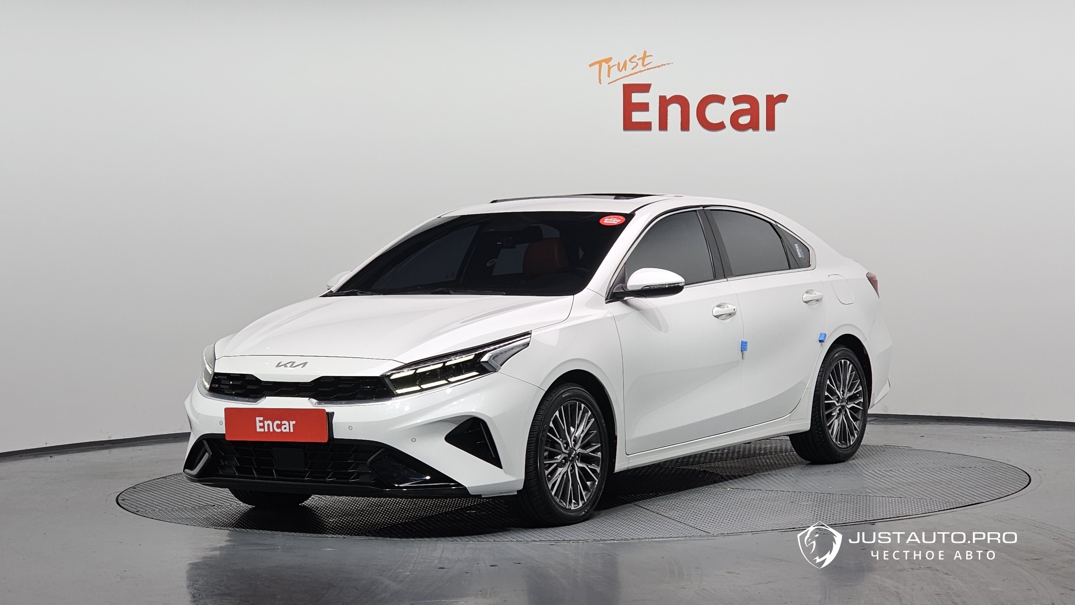 Автомобиль Kia K3