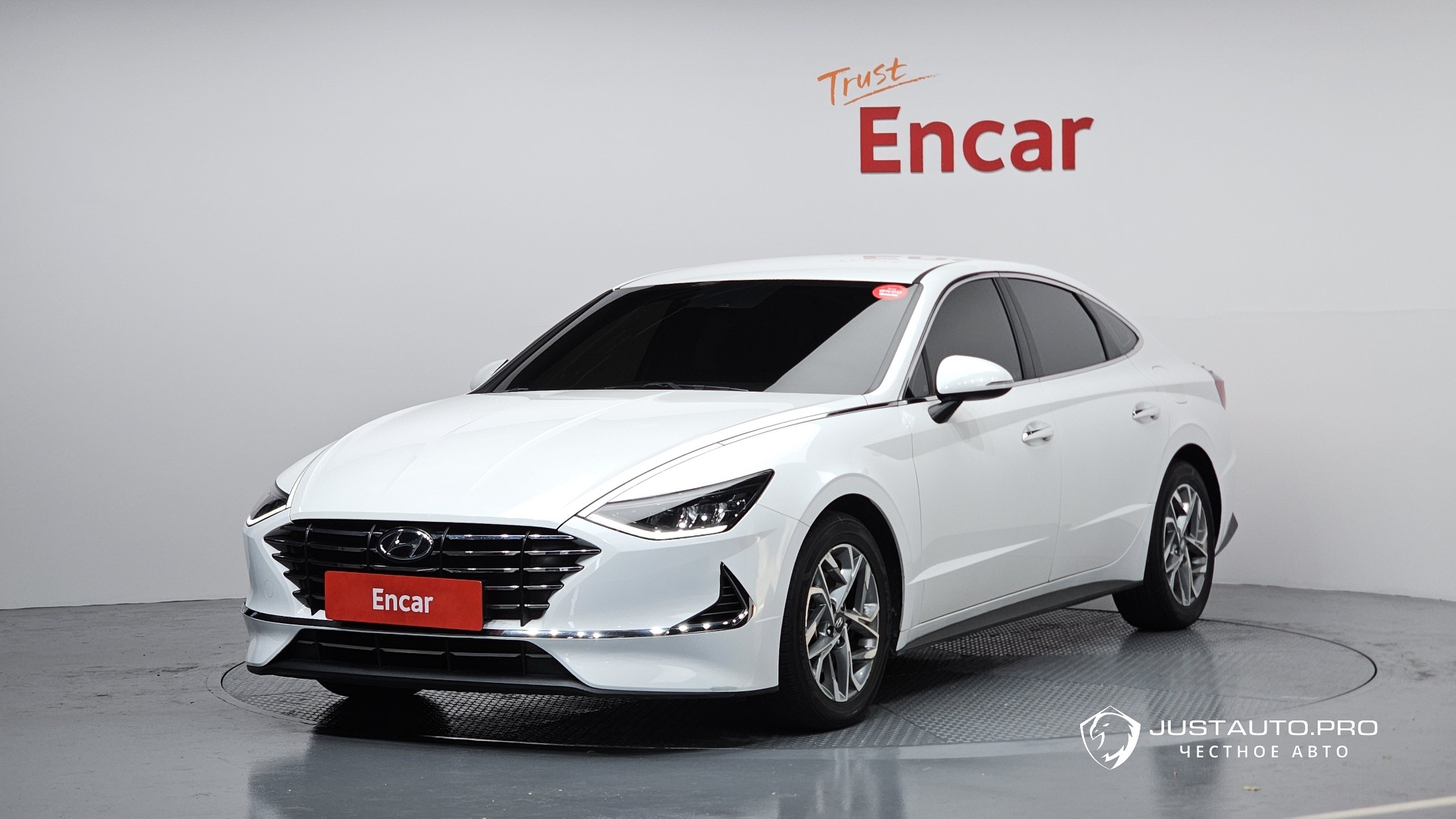 Автомобиль Hyundai Sonata