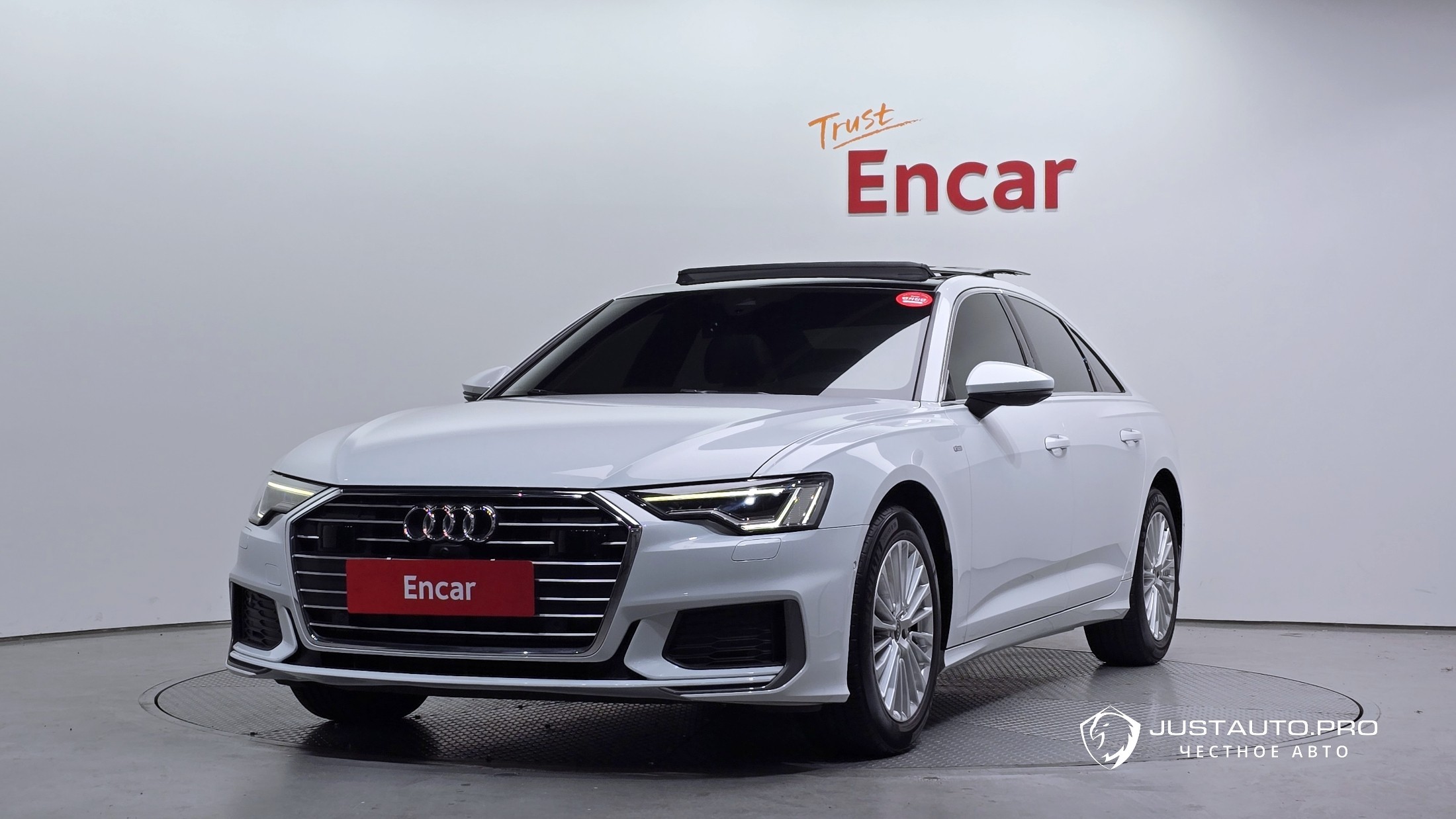 Автомобиль Audi A6