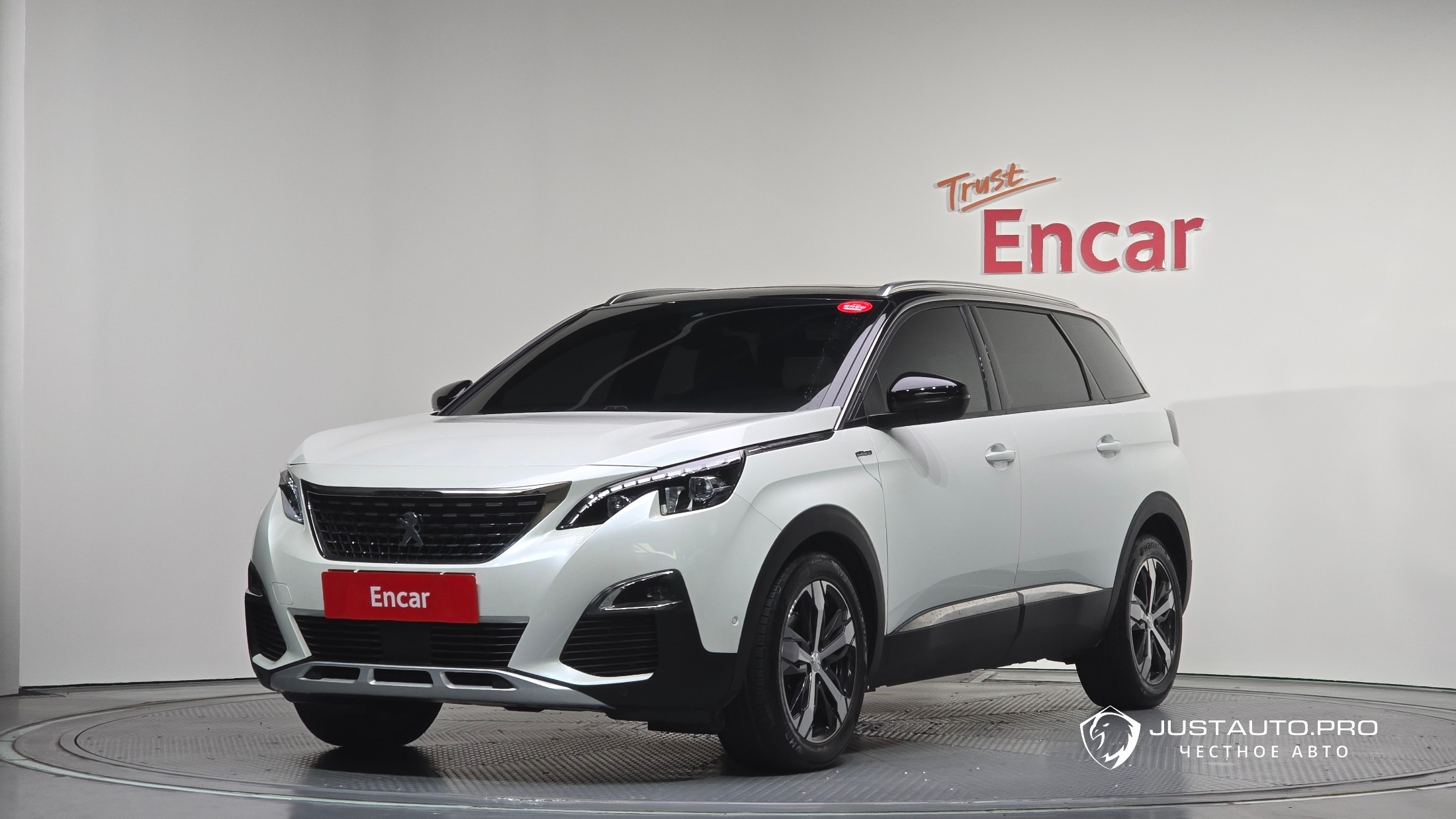 Автомобиль Peugeot 5008