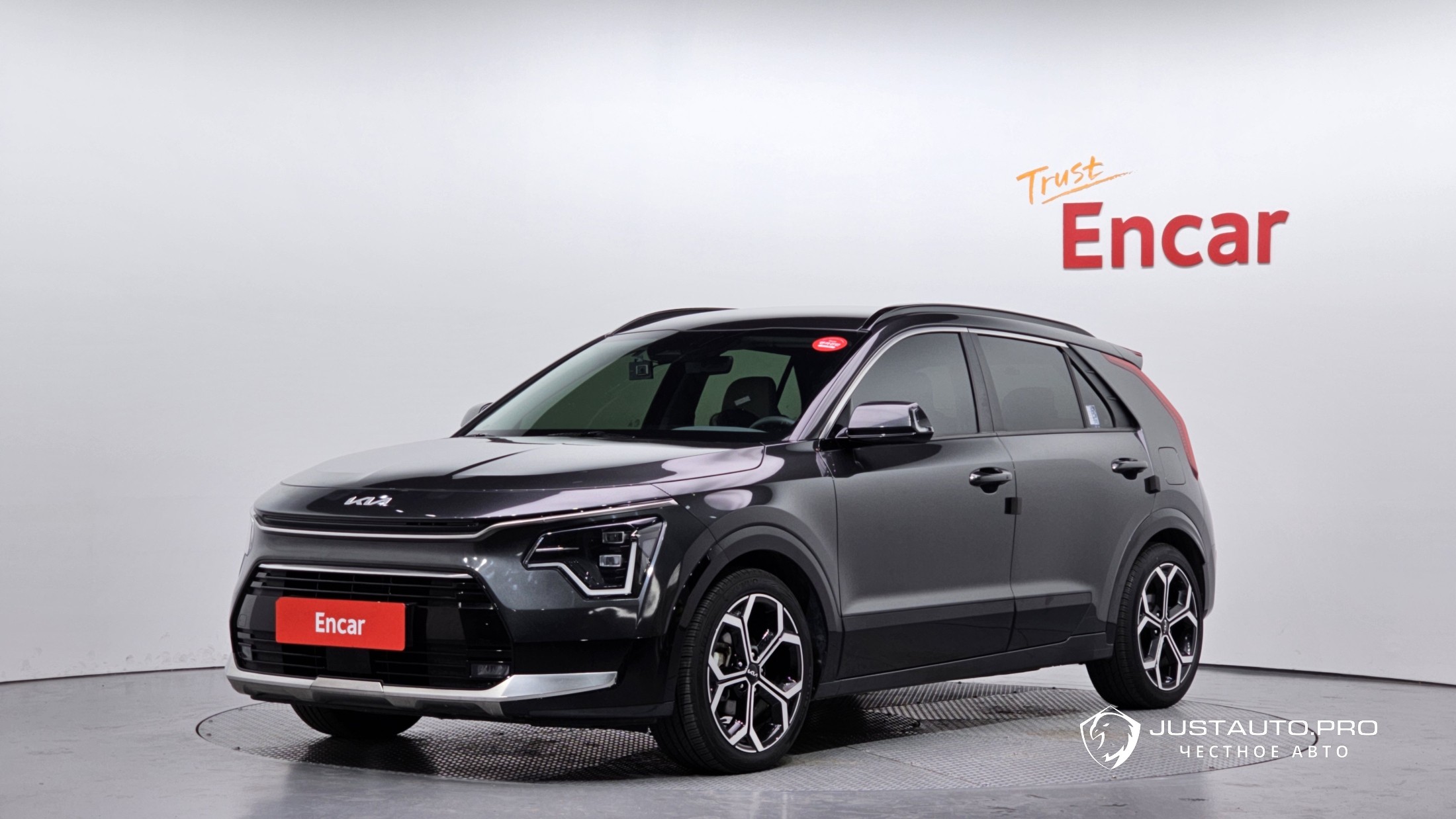 Автомобиль Kia Niro