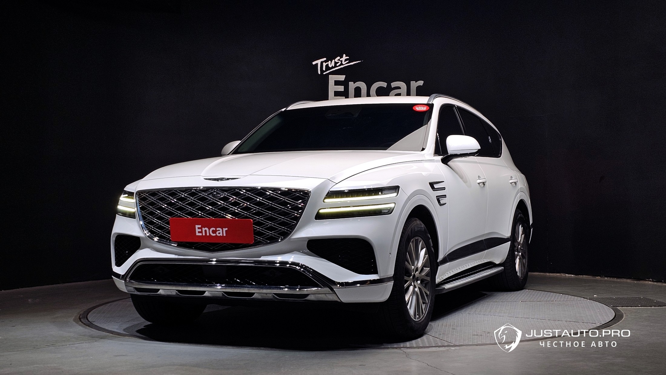 Автомобиль Genesis GV80